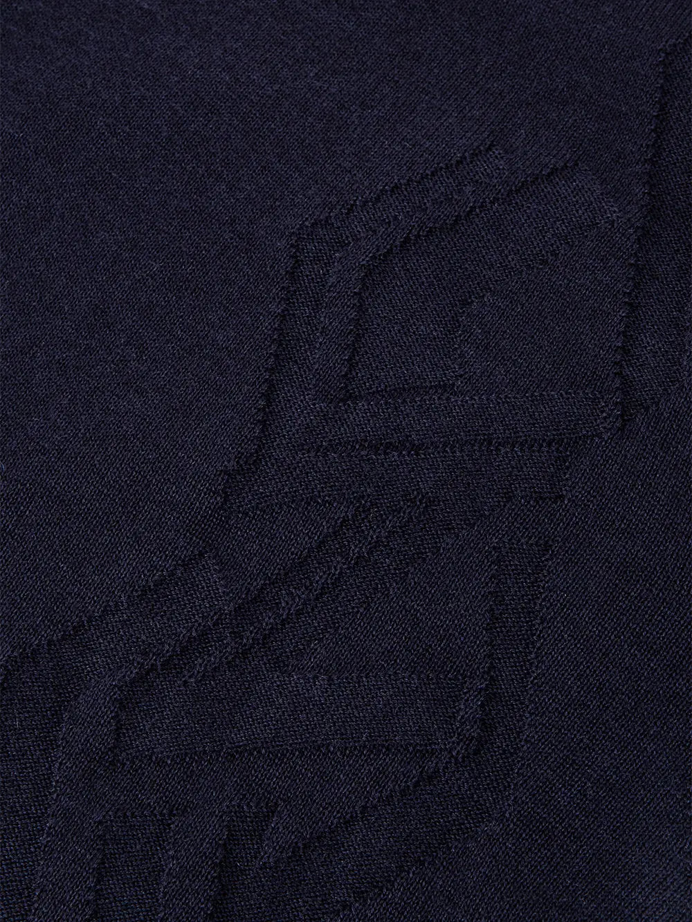 كنزة صوفية برقبة مستديرة