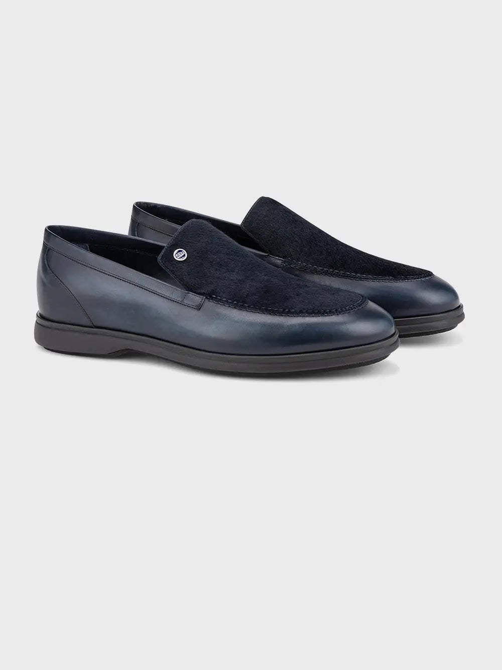 حذاء بدون كعب من جلد العجل المصقول