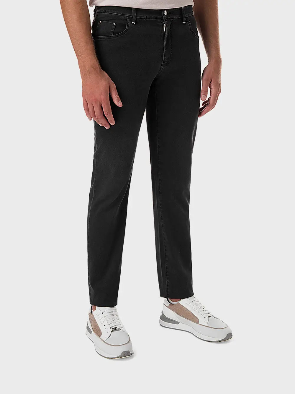 بنطلون جينز زيللي جينز بقصة ضيقة مع رقعة جلد العجل المنقوش