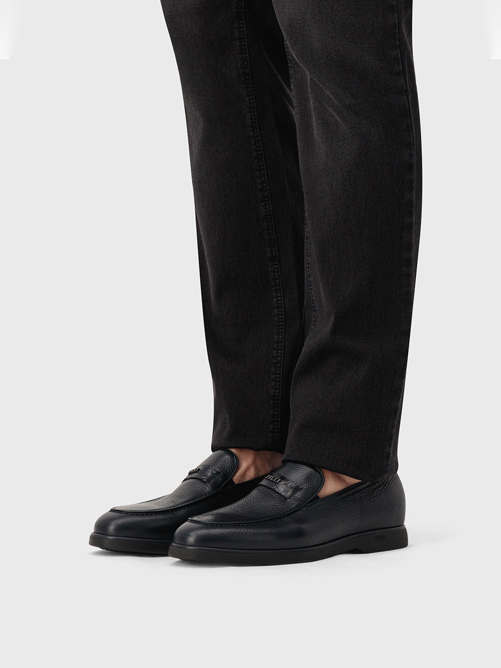 حذاء بدون كعب من جلد الغزال - أزرق كحلي