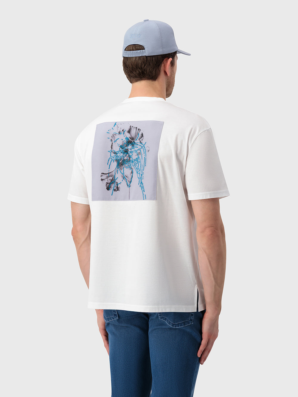 تي شيرت "فانتاسي" مرقع - أبيض