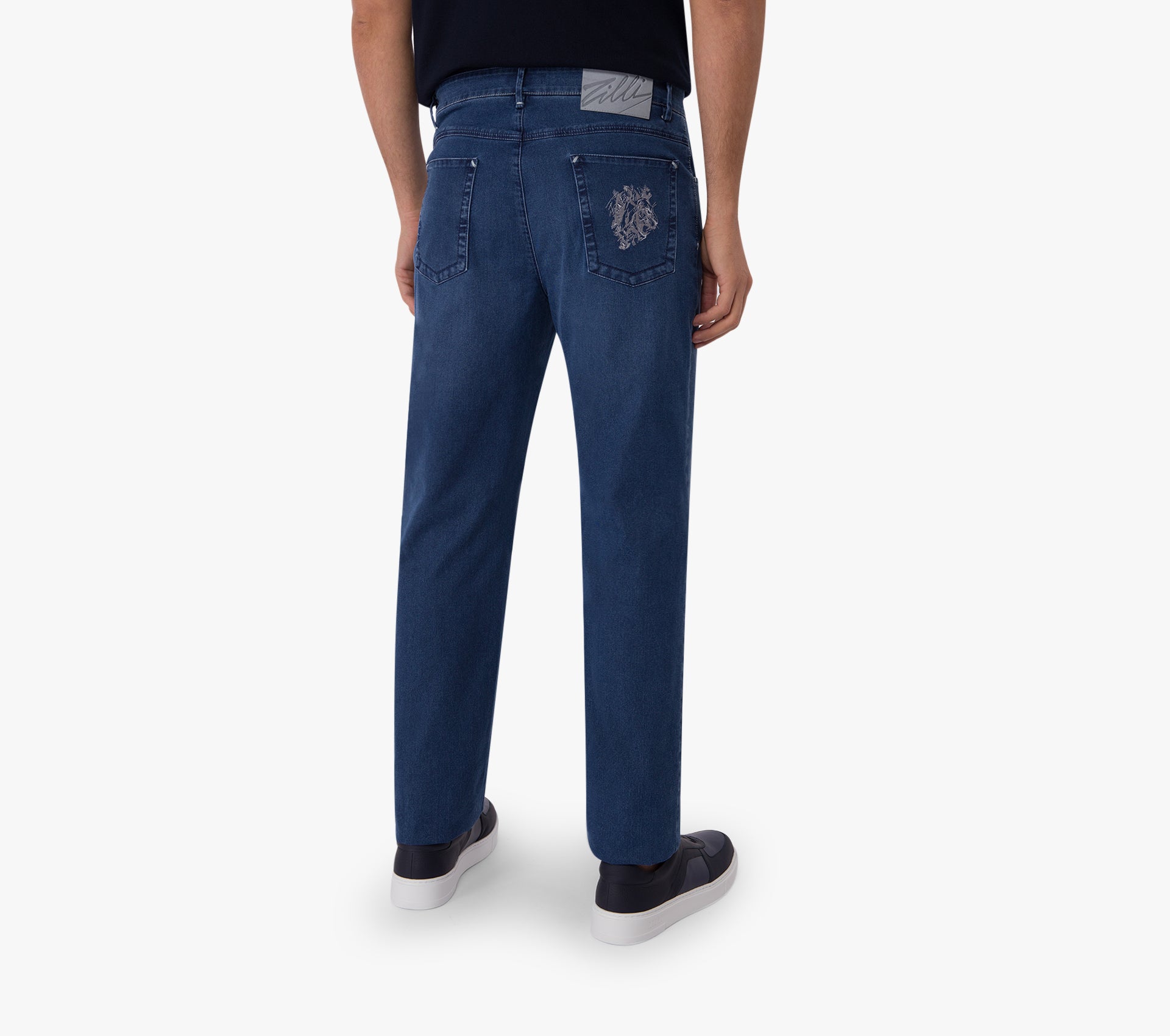 جينز جينز جينز إيطالي