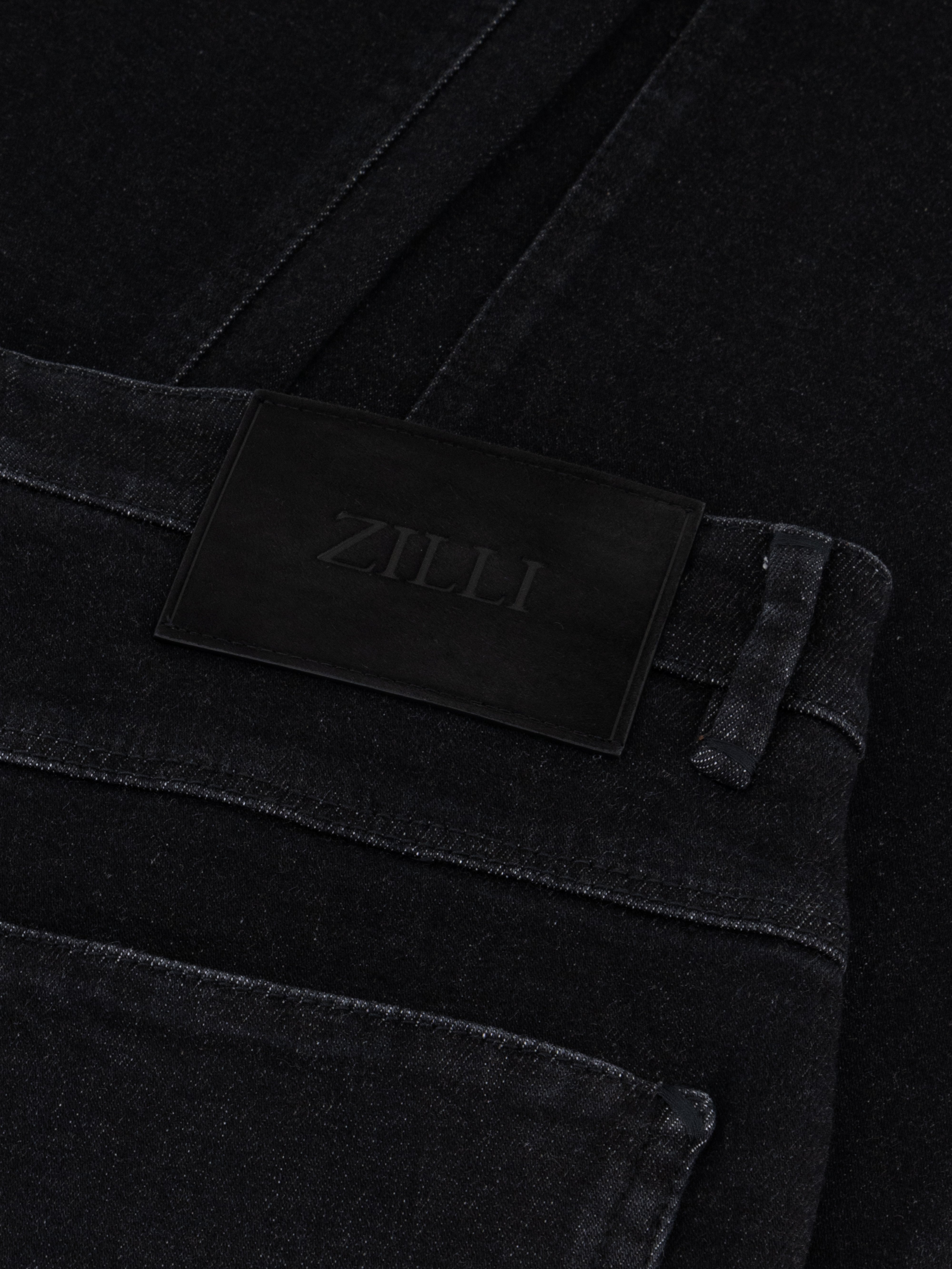 جينز قطني أسود