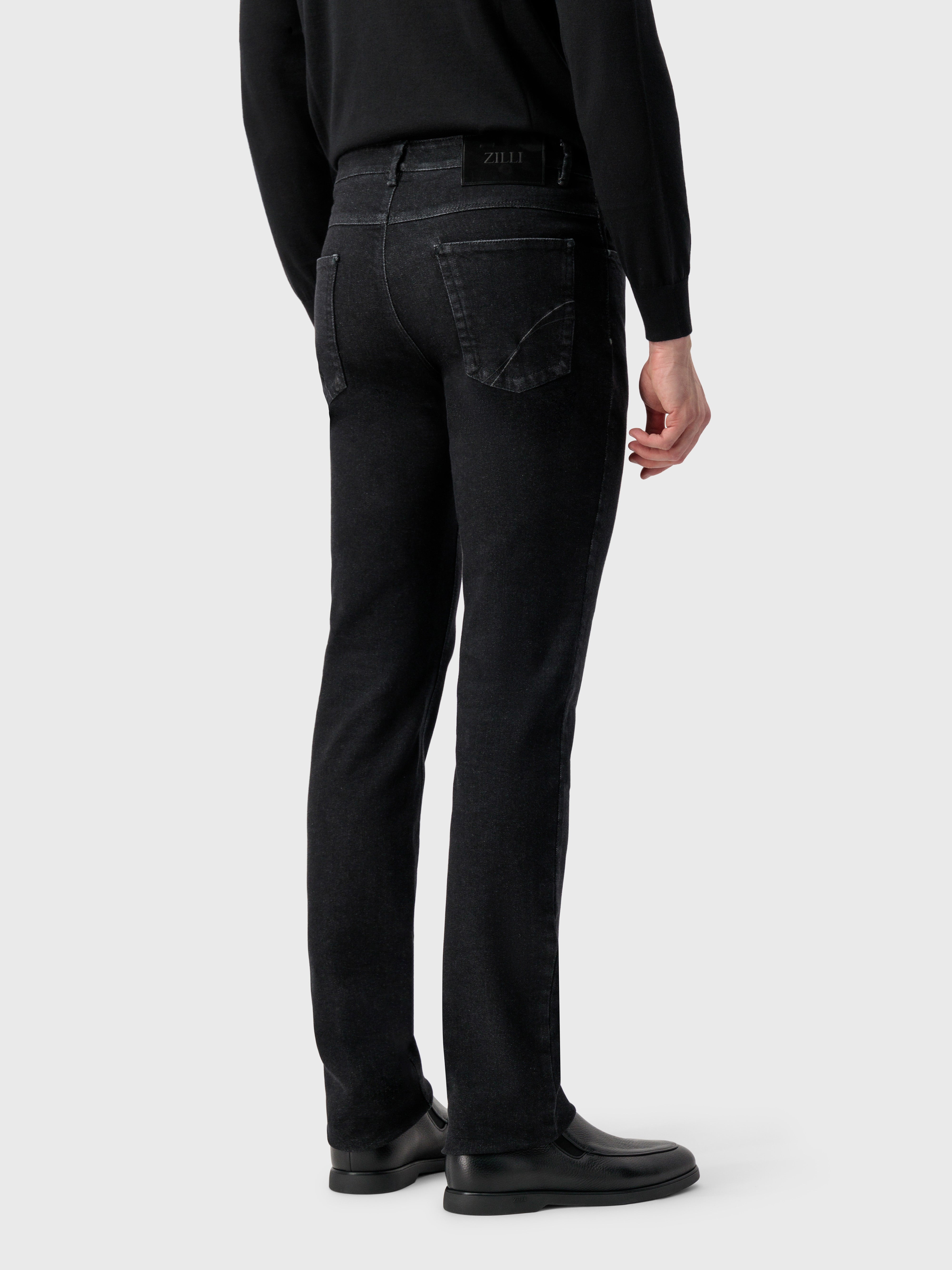 جينز قطني أسود