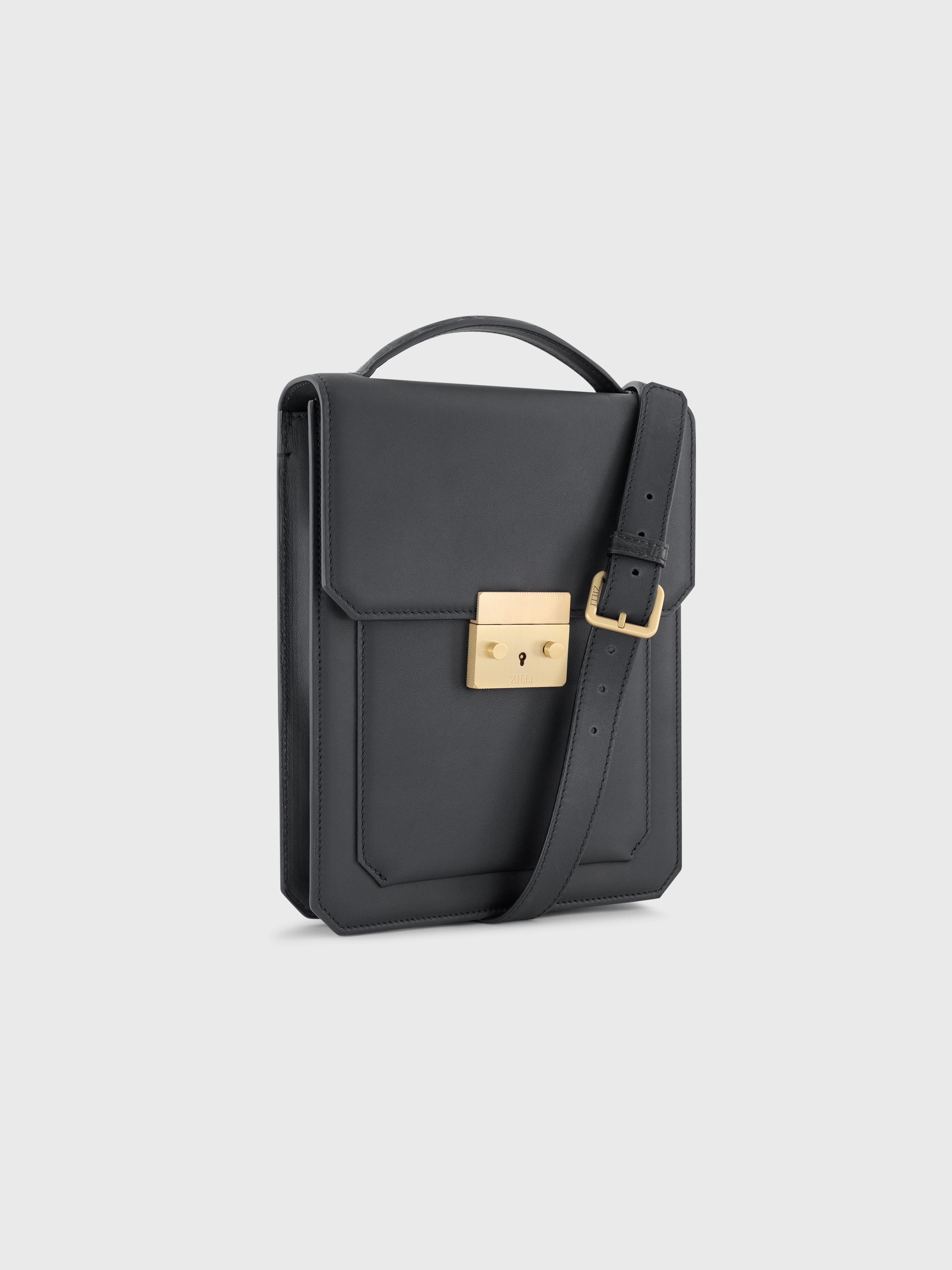 حقيبة من جلد العجل مع إغلاق زيلي بلمسة ذهبية اللون الأسود