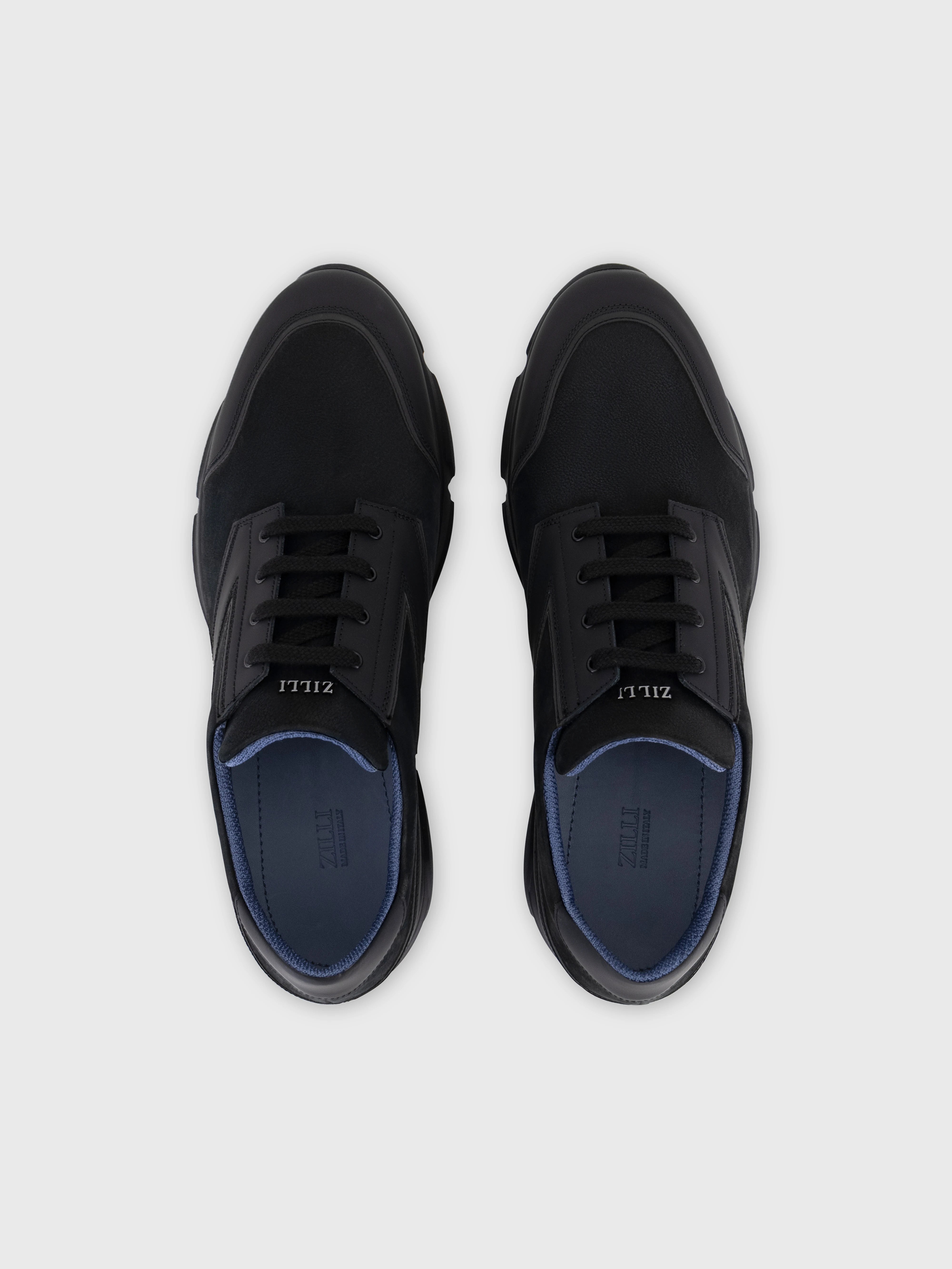 حذاء سنيكرز رياضي من الجلد المدبوغ - أسود