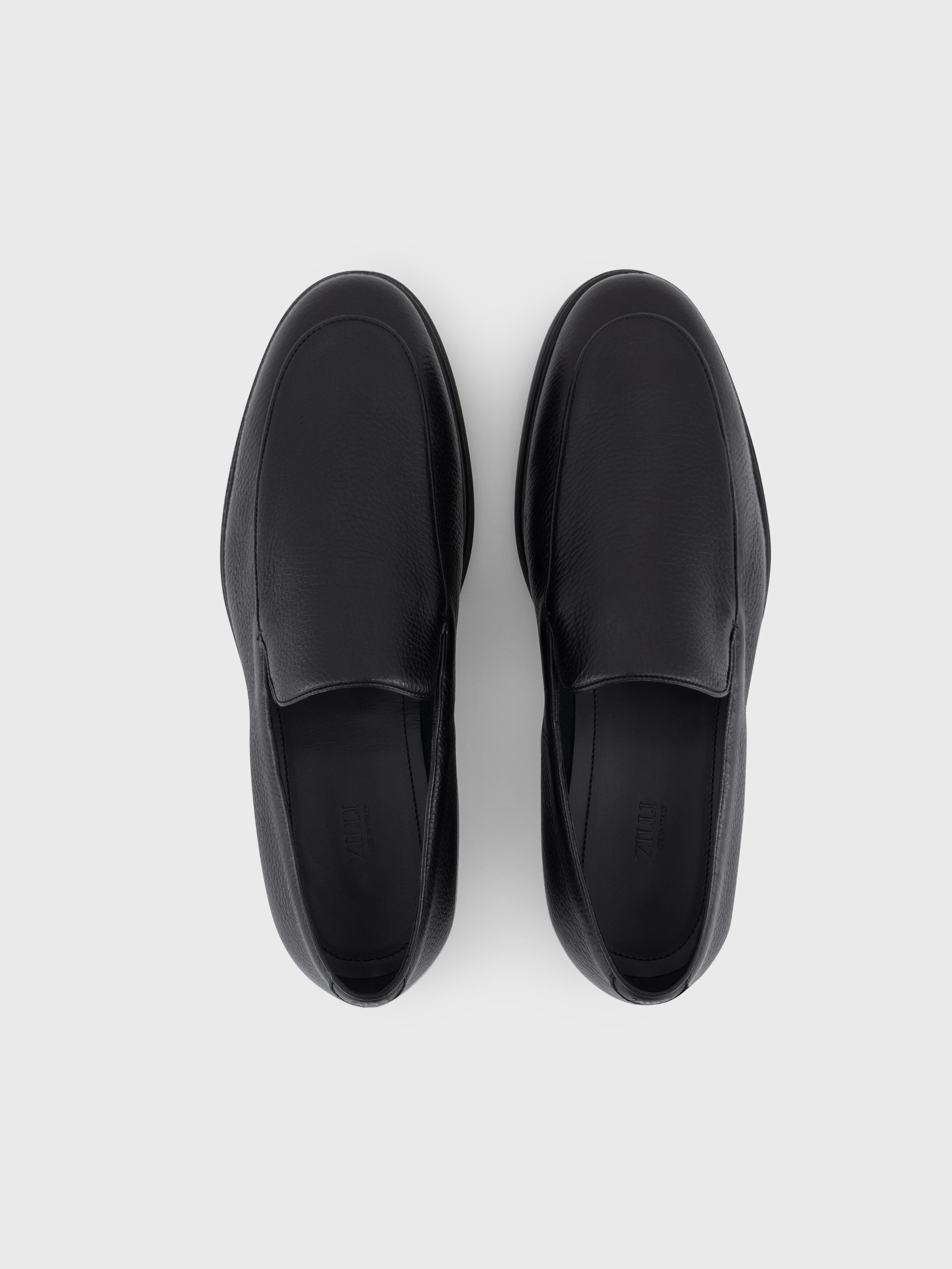 حذاء جلد الغزال أحادي اللون من جلد الغزال - أسود