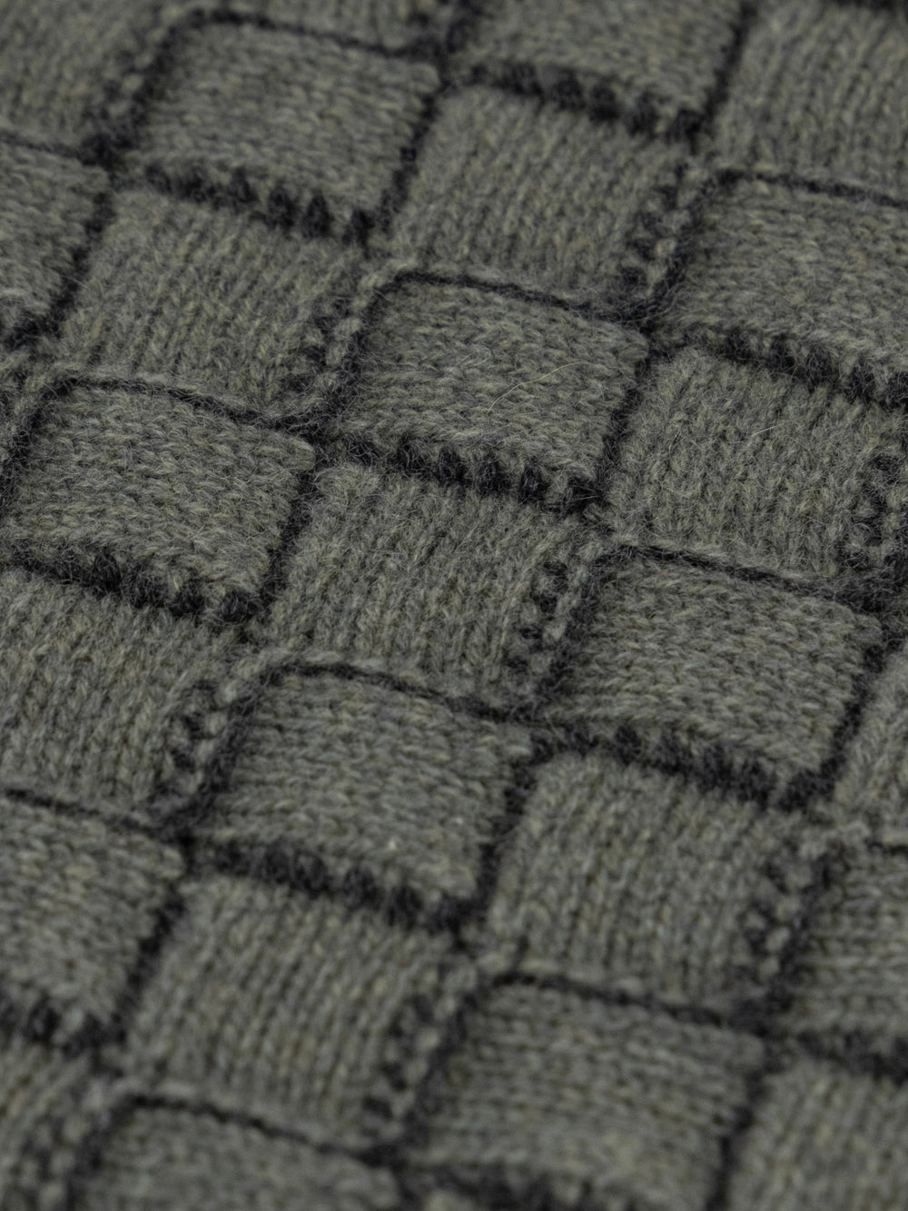 كنزة صوفية من الألماس-بروكيد - يوكاليبتوم الشتاء