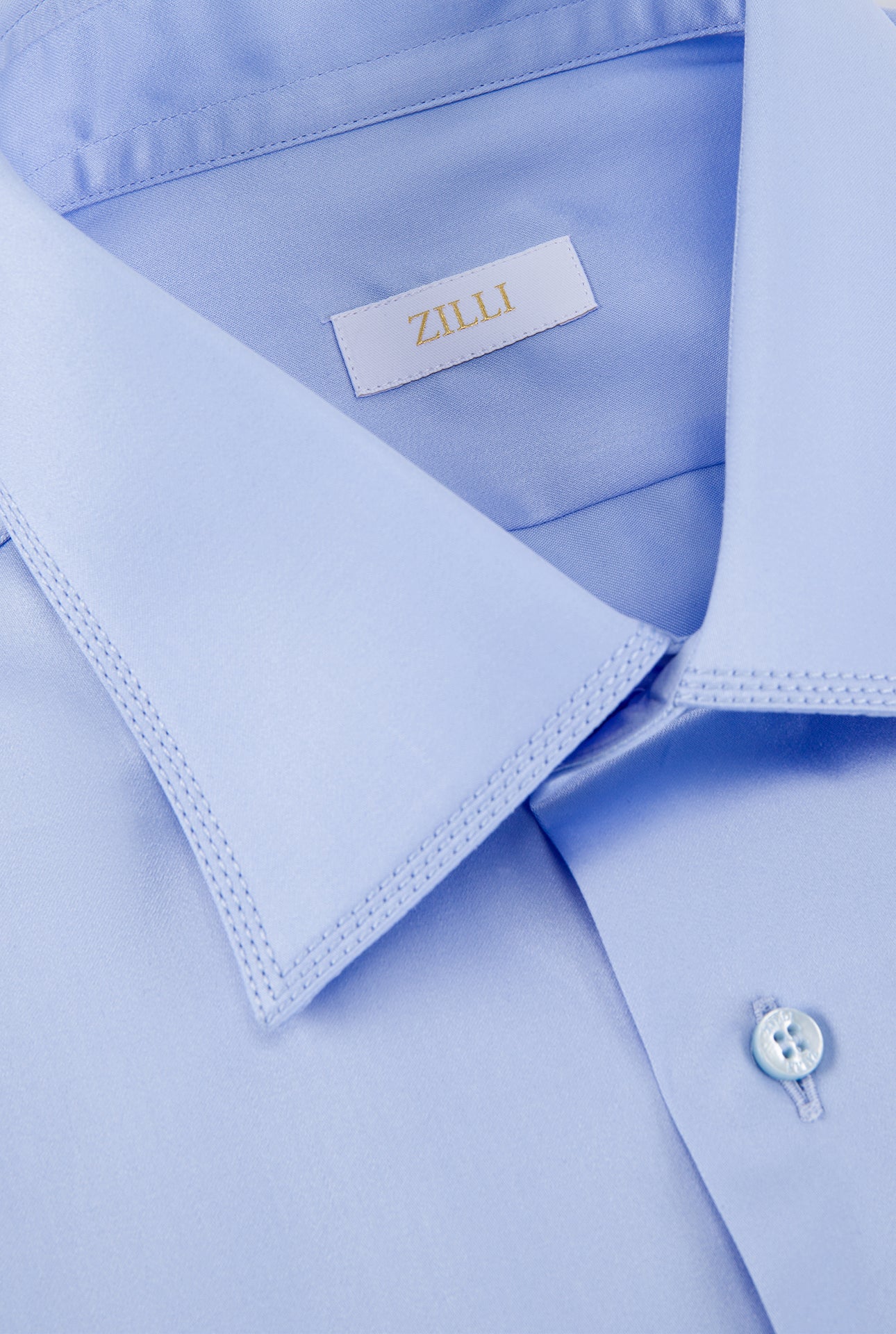 قميص بأكمام طويلة بخياطة ثلاثية