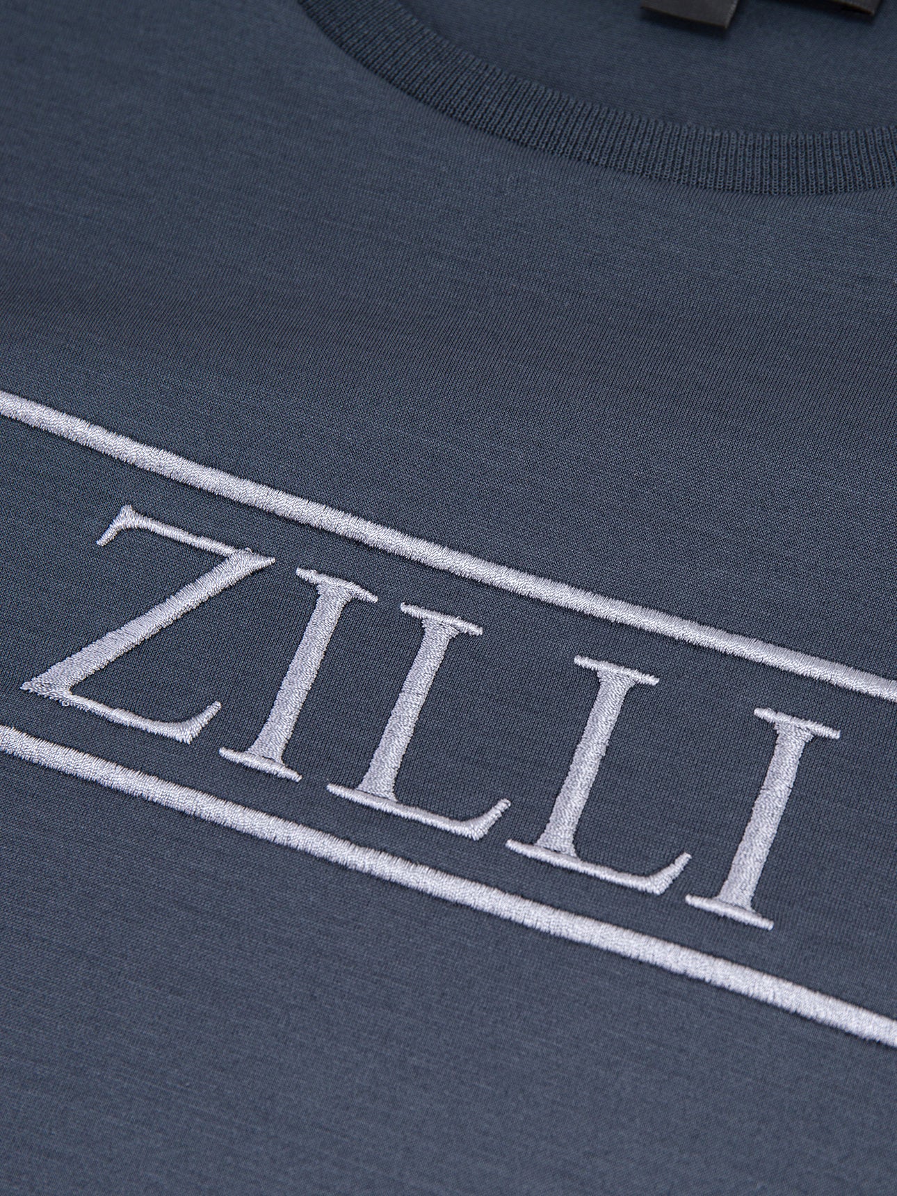 تي شيرت قطن بياقة مضلعة