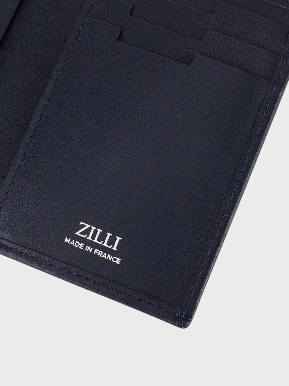 Calfskin Folding Card Holder with Silver Ingot Metal Piece