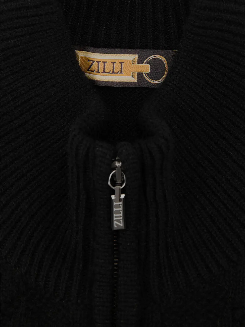 Cashmere Cardigan with Suede Calfskin Details