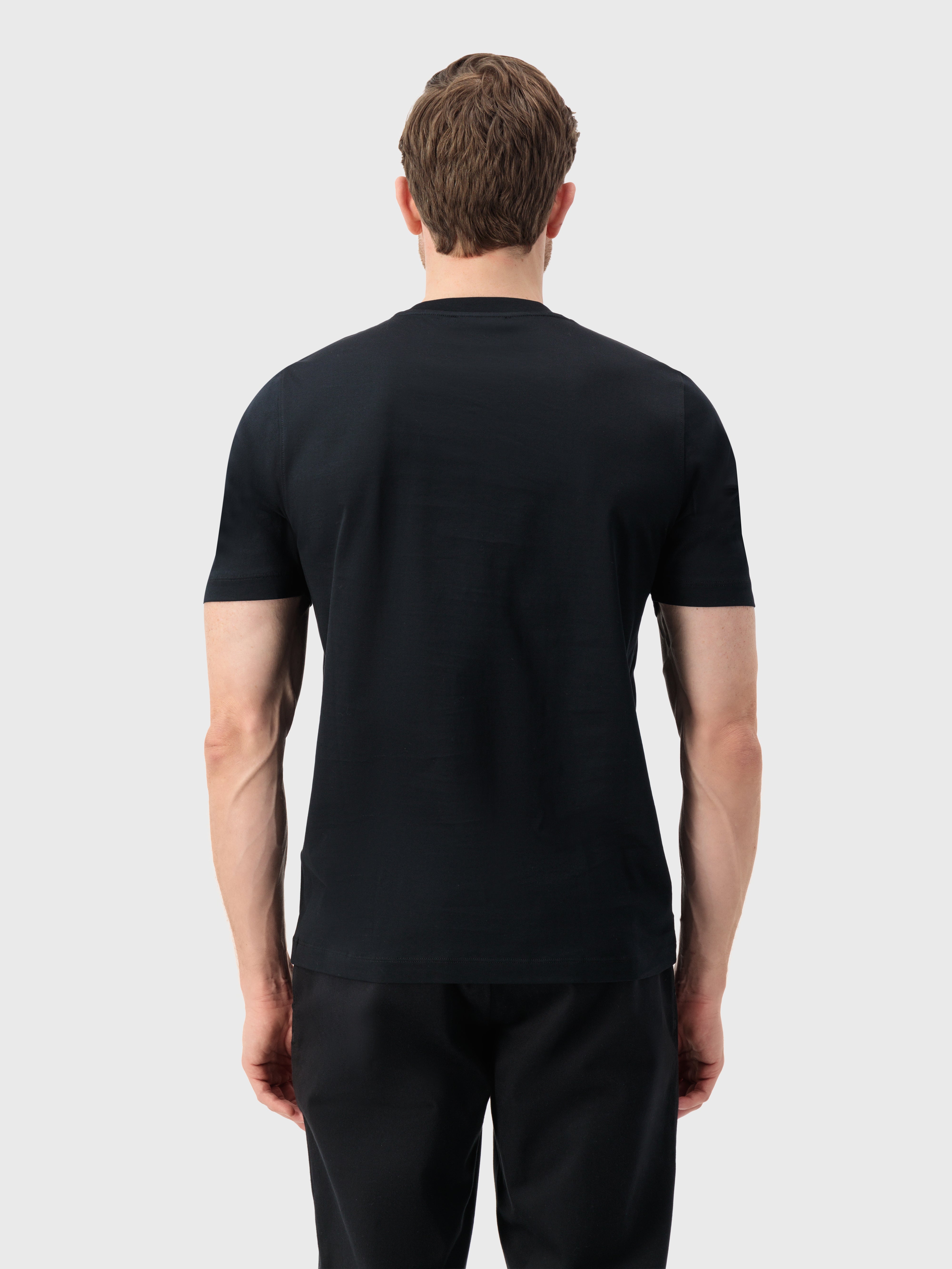 Футболка с головой льва черная