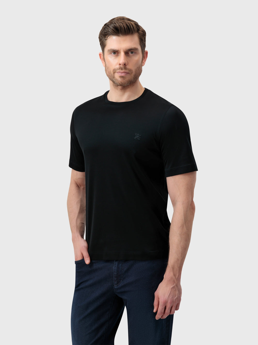 Lion Embroidered Chest T-Shirt - Black