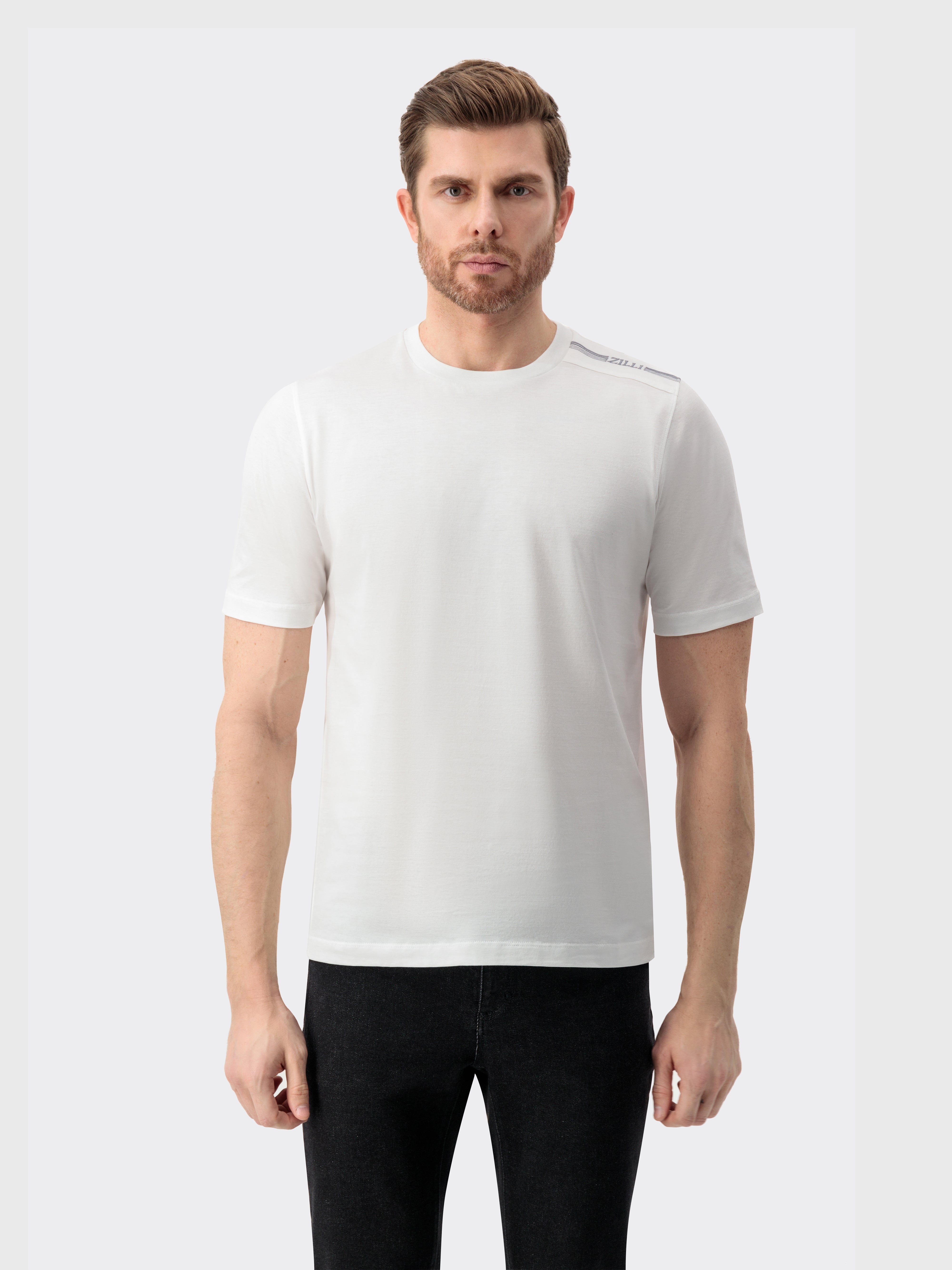 Футболка с вышивкой в виде четырех полос белая