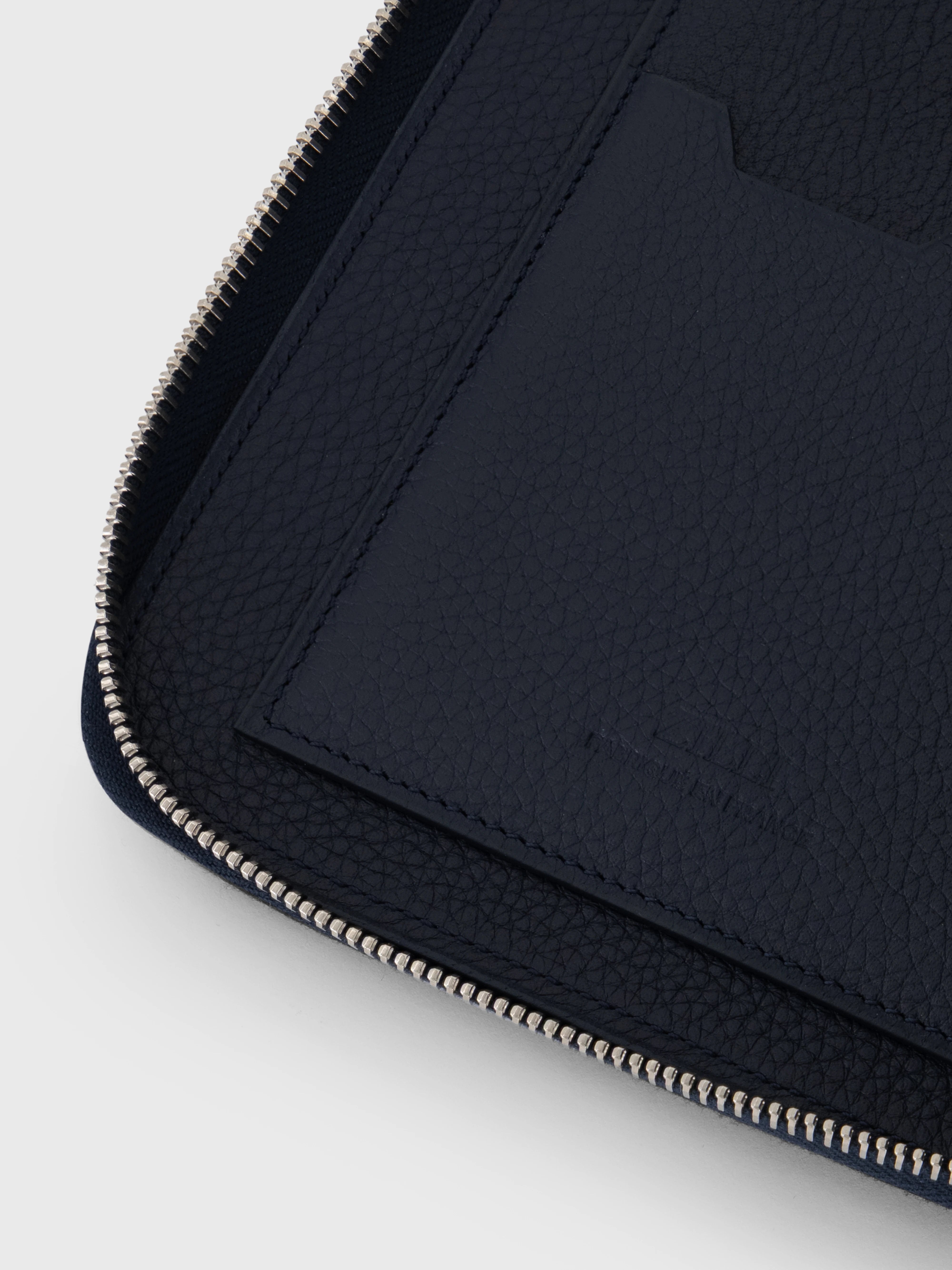Monochrome Handled Clutch Bag - Black
