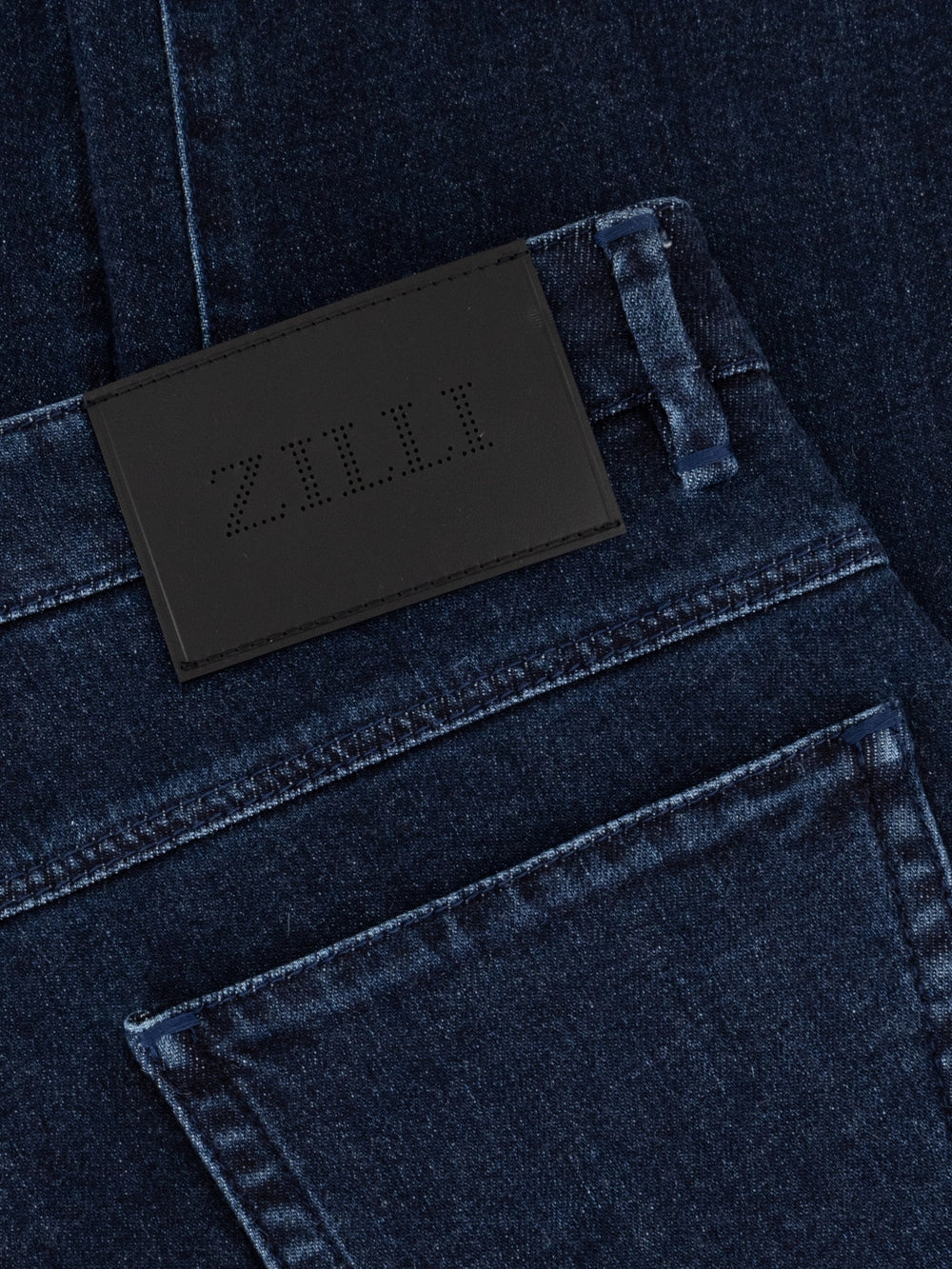 Straight-Cut Jean - Blue Jeans