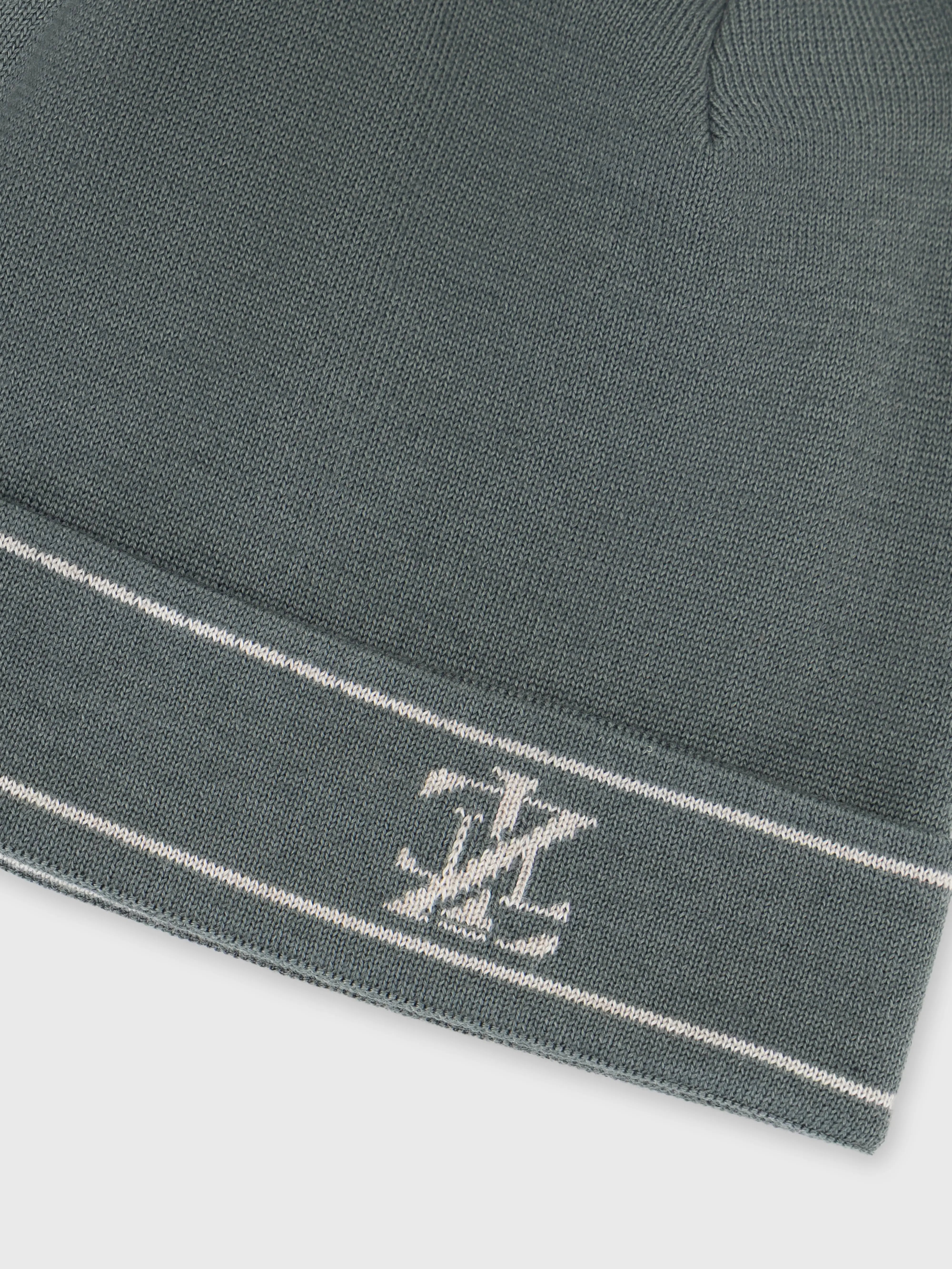 70% Wool 30% Silk Beanie - Winter Eucaliptum