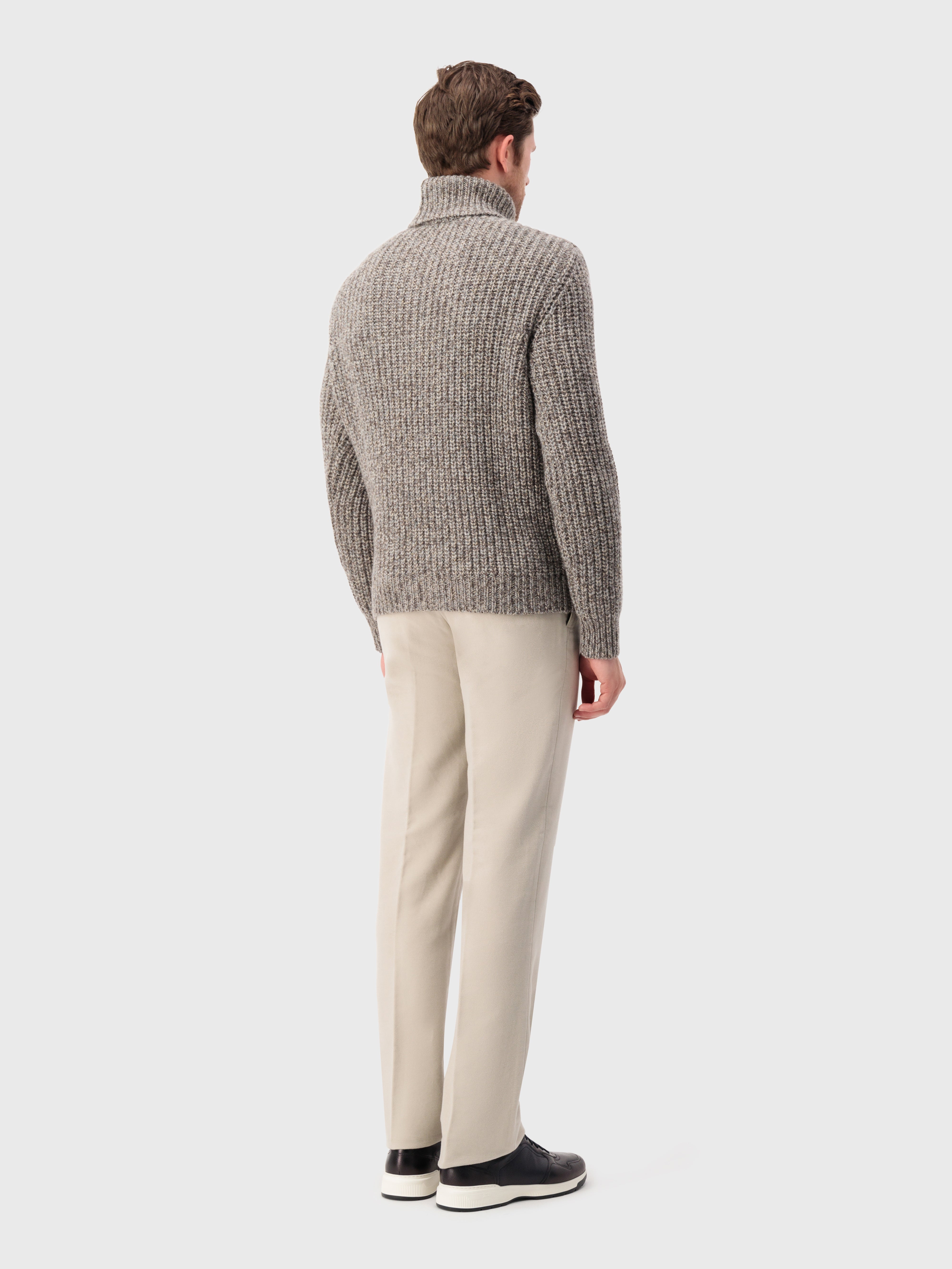 Turtleneck Knit Sweater in Cashmere Stone