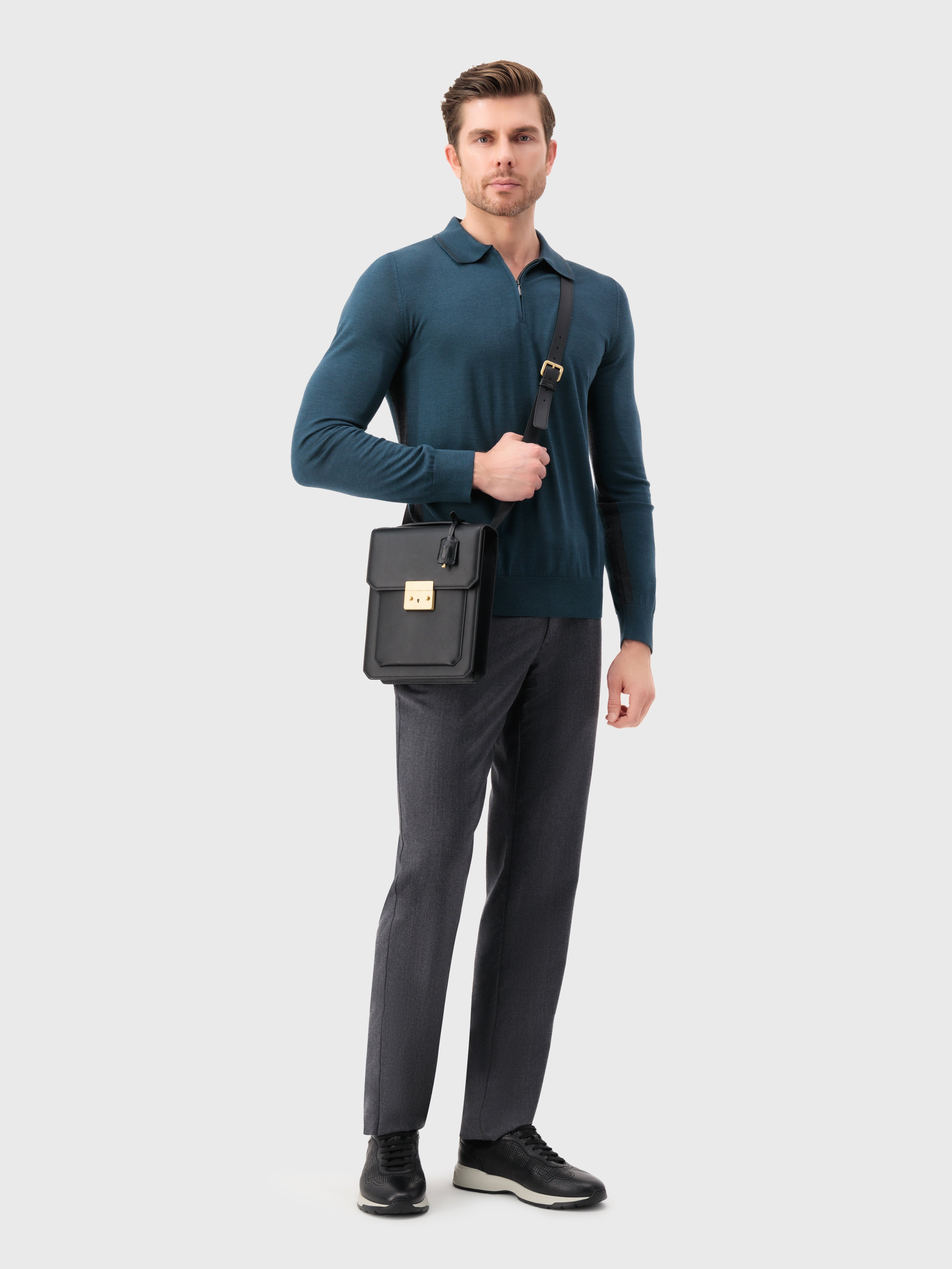 Calfskin Bag with Gold-Finish Zilli Closure Black