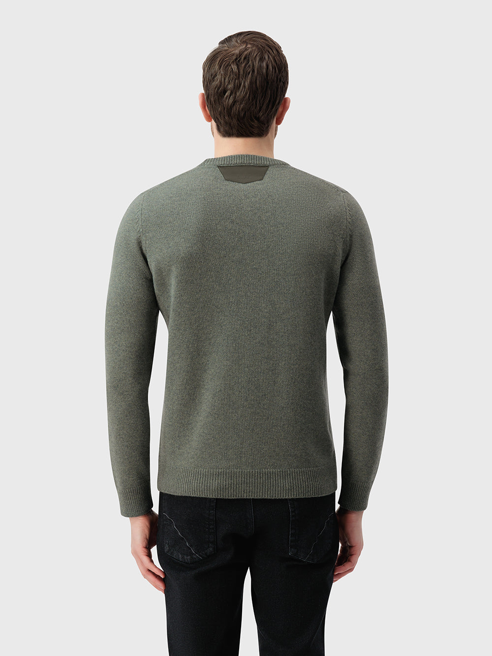 100% Lambswool Pullover with Leather Detail - Winter Eucaliptum
