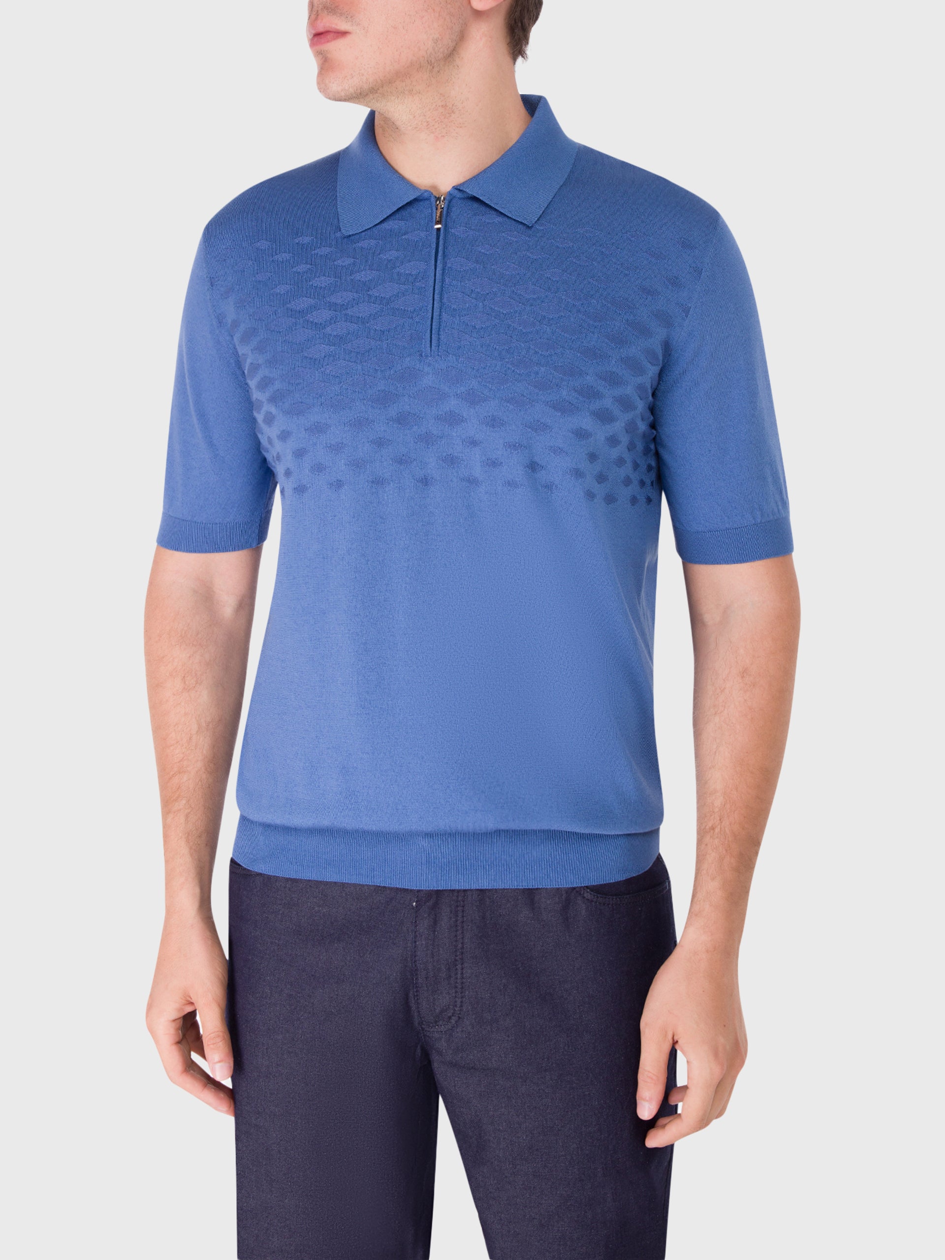 Поло с коротким рукавом на молнии и бриллиантовым узором