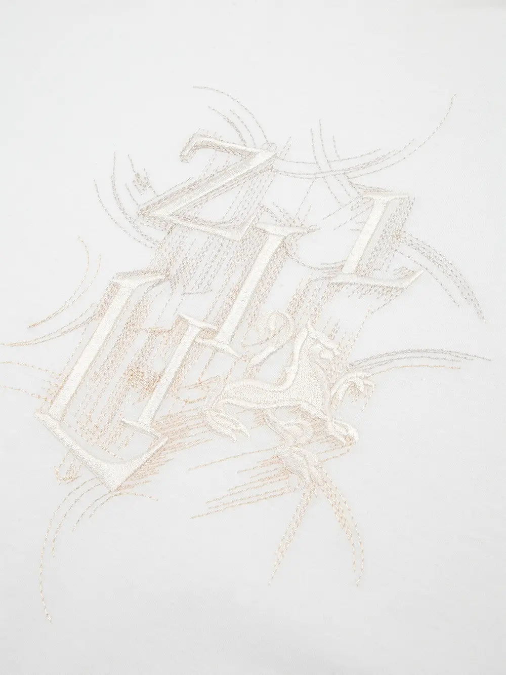 Футболка с вышивкой Zilli Art