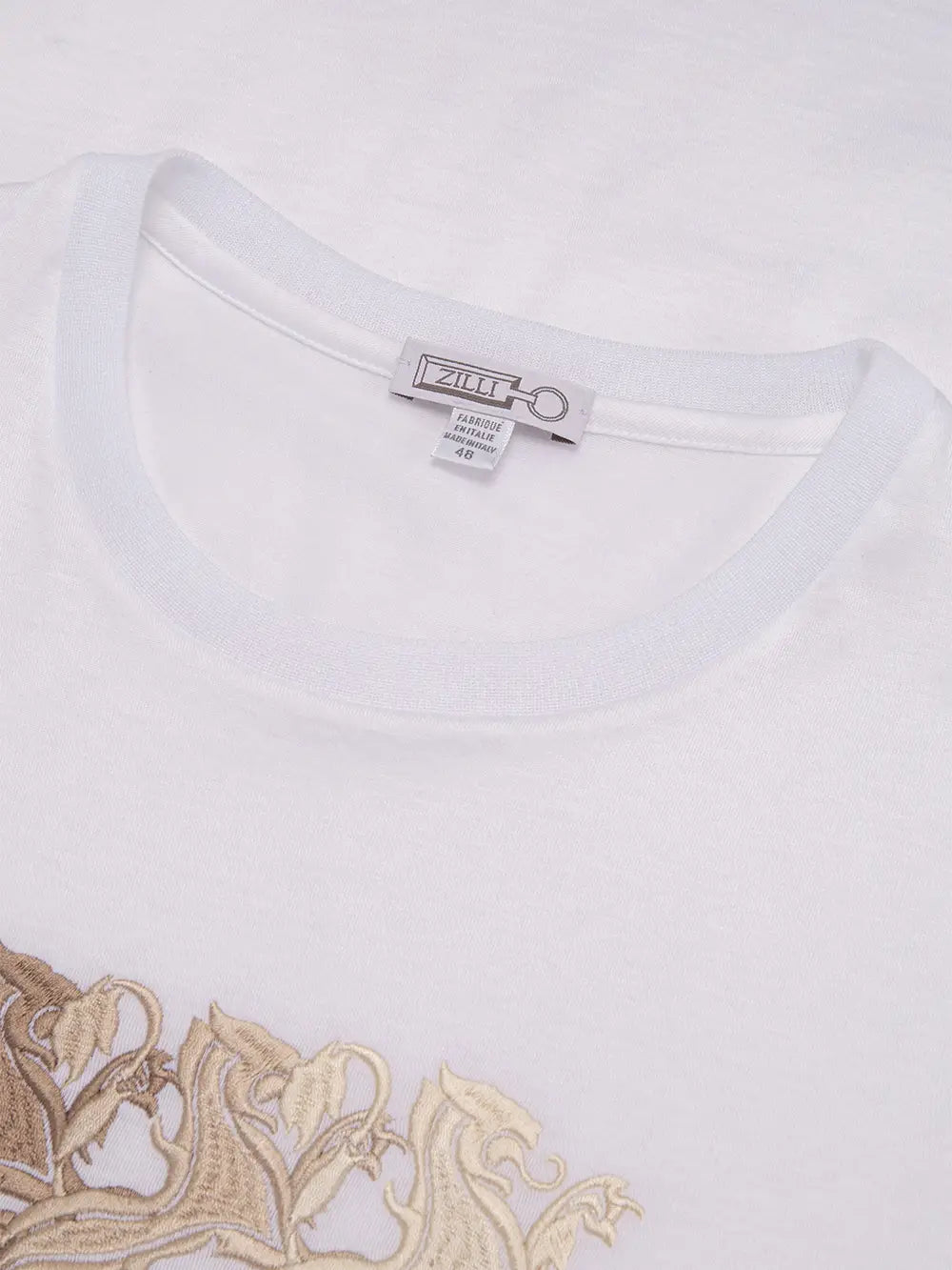 Футболка с вышивкой в виде тройного грифона