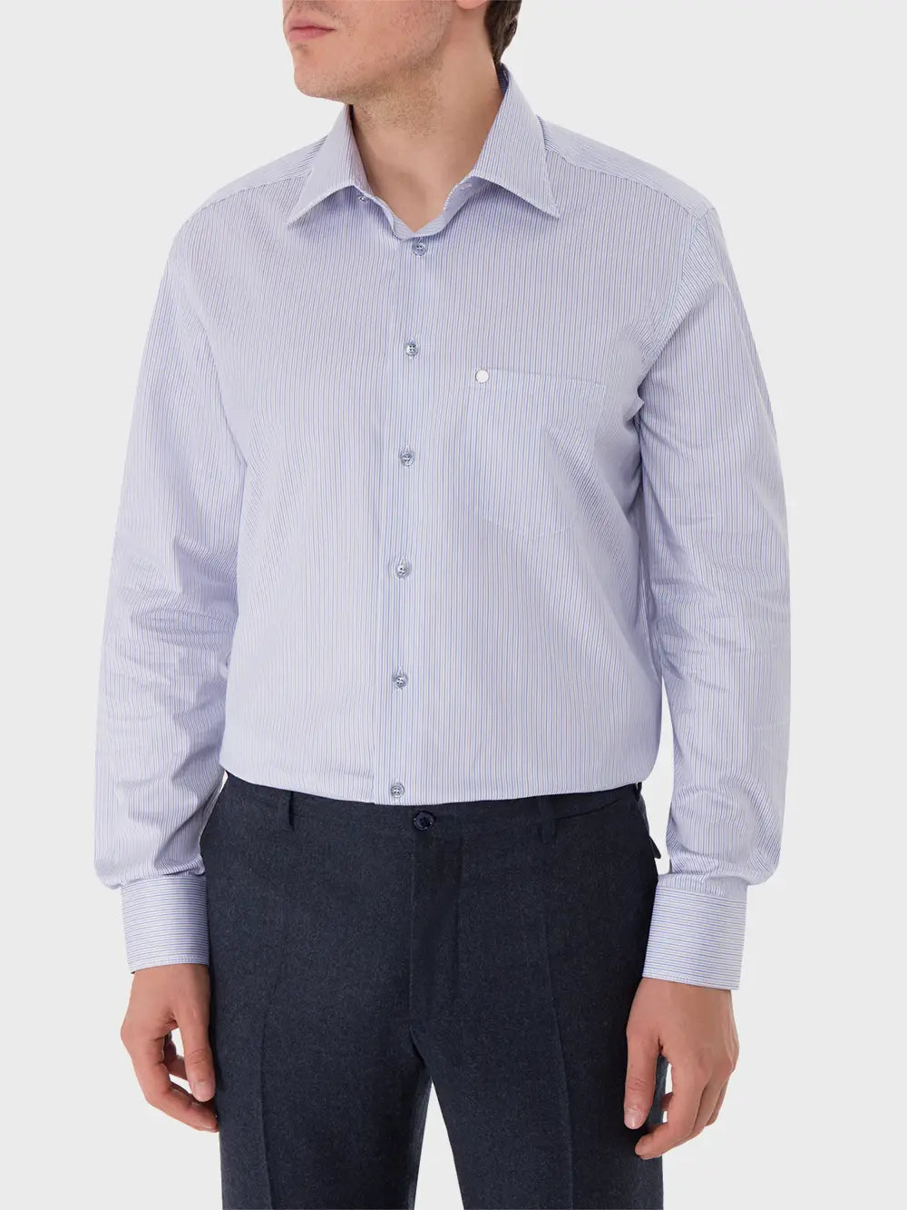 Классическая рубашка с длинными рукавами