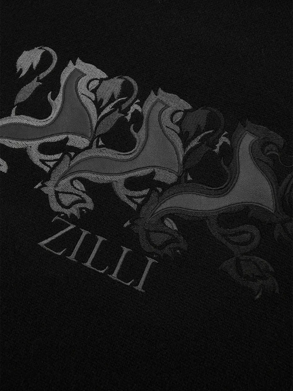 Свитер из шерсти и кашемира с вышивкой в виде тройного грифона