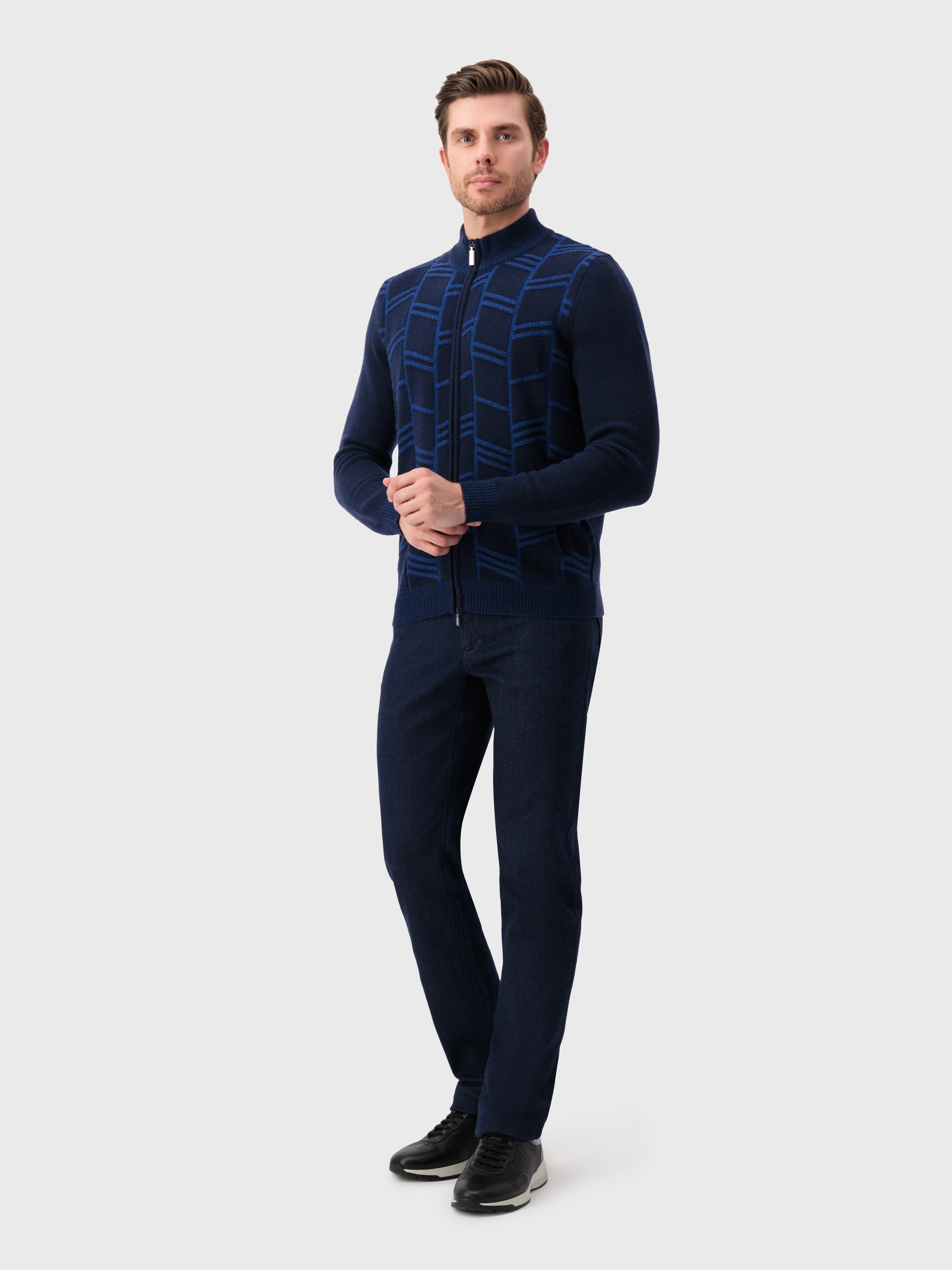 Вязаный трикотаж с геометрическим узором из кашемира и шерсти темно-темноморского цвета