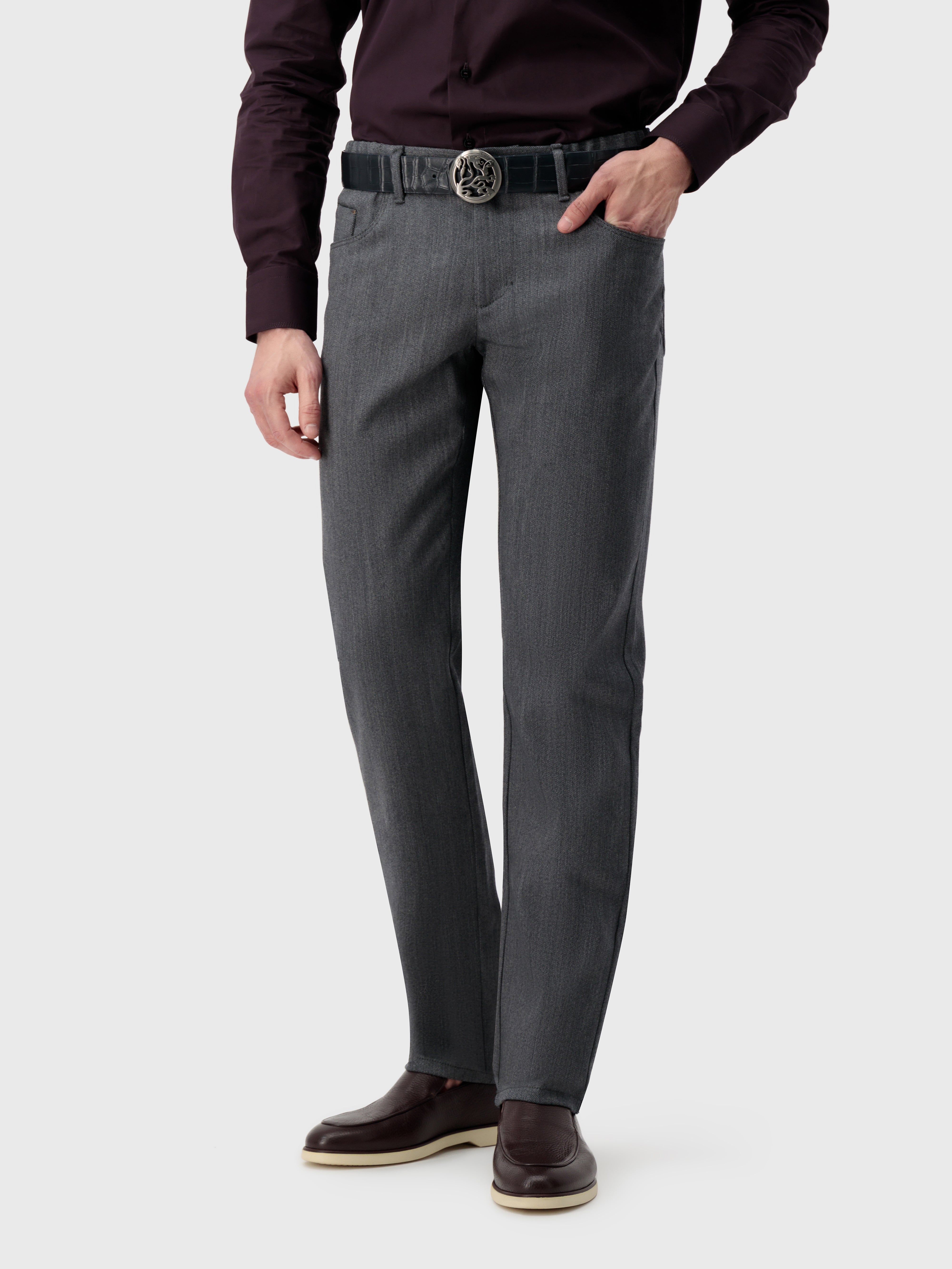 Графитовые брюки с замшевой нашивкой на теленке