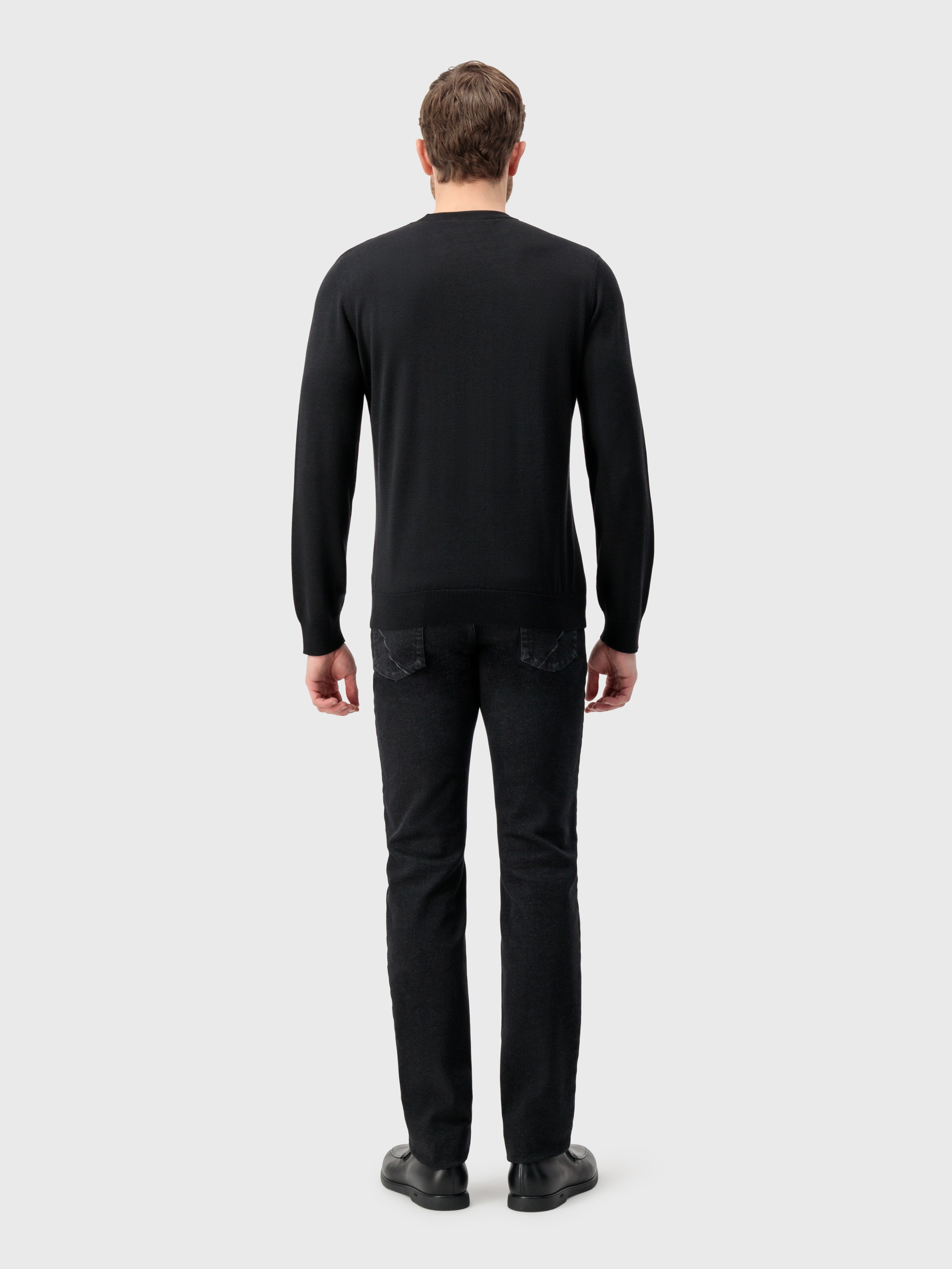 Пуловер с кабельным узором черный