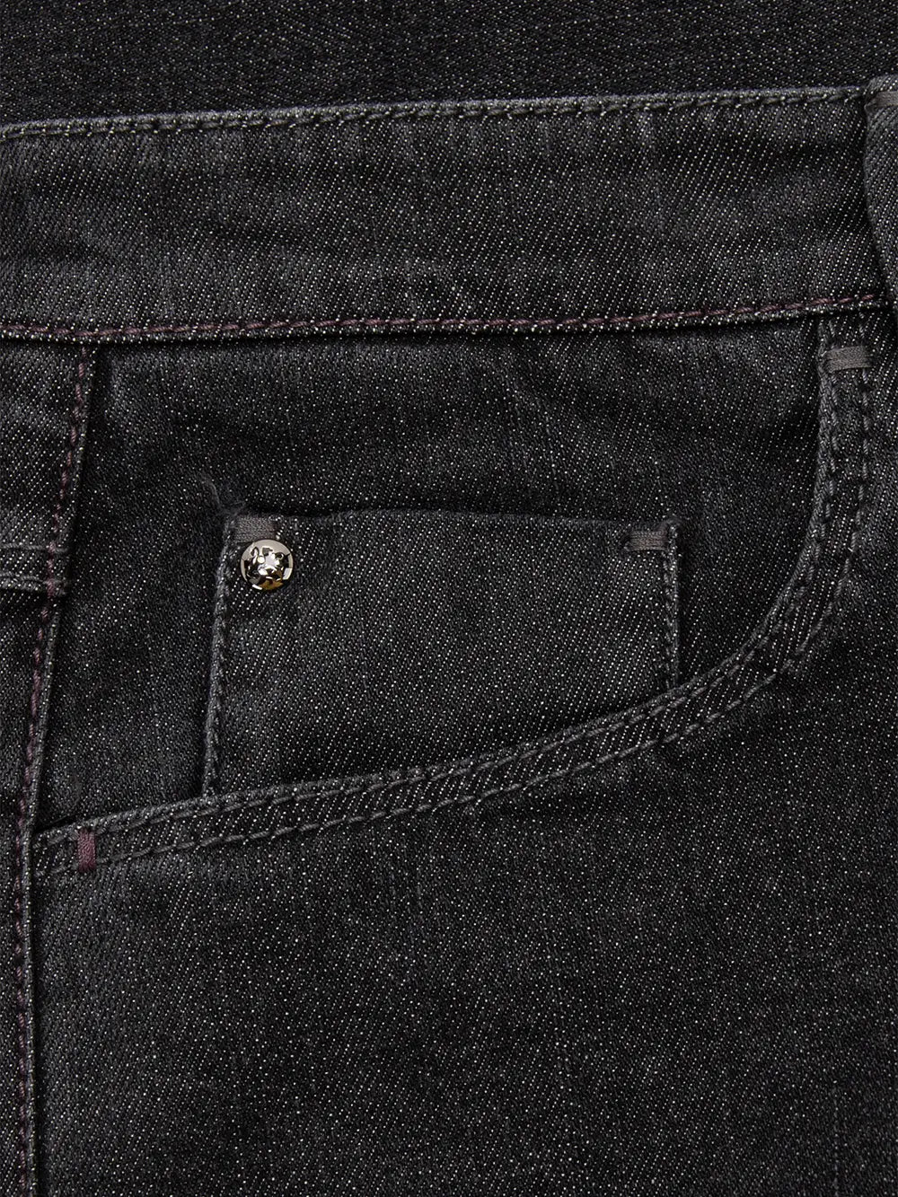 بنطال جينز قطني ضيق بقصة ضيقة مع رقعة من جلد الغزال