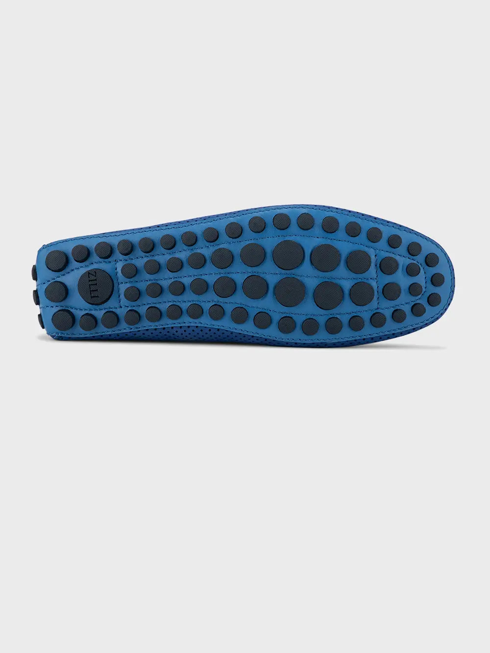 حذاء بدون كعب مثقوب من الجلد المدبوغ