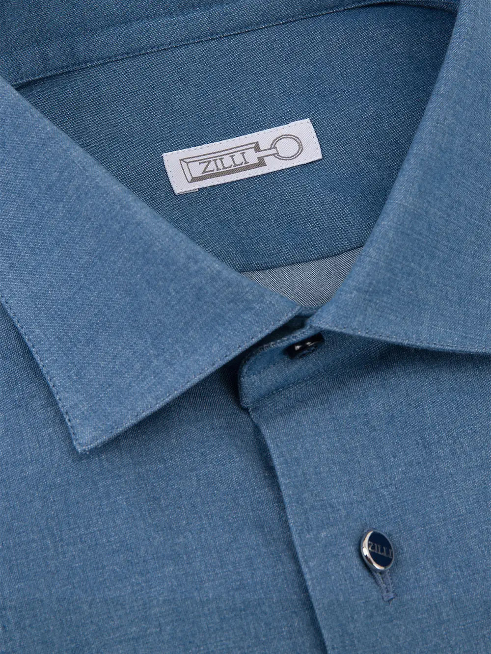 أكمام طويلة كلاسيكية بأكمام طويلة كلاسيكية بتطريز غريفون صغير