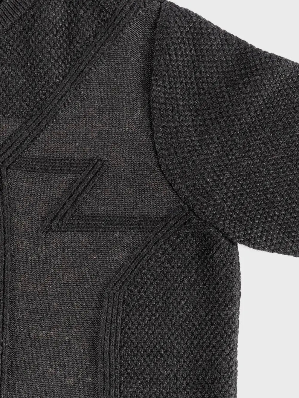 كنزة برقبة مستديرة