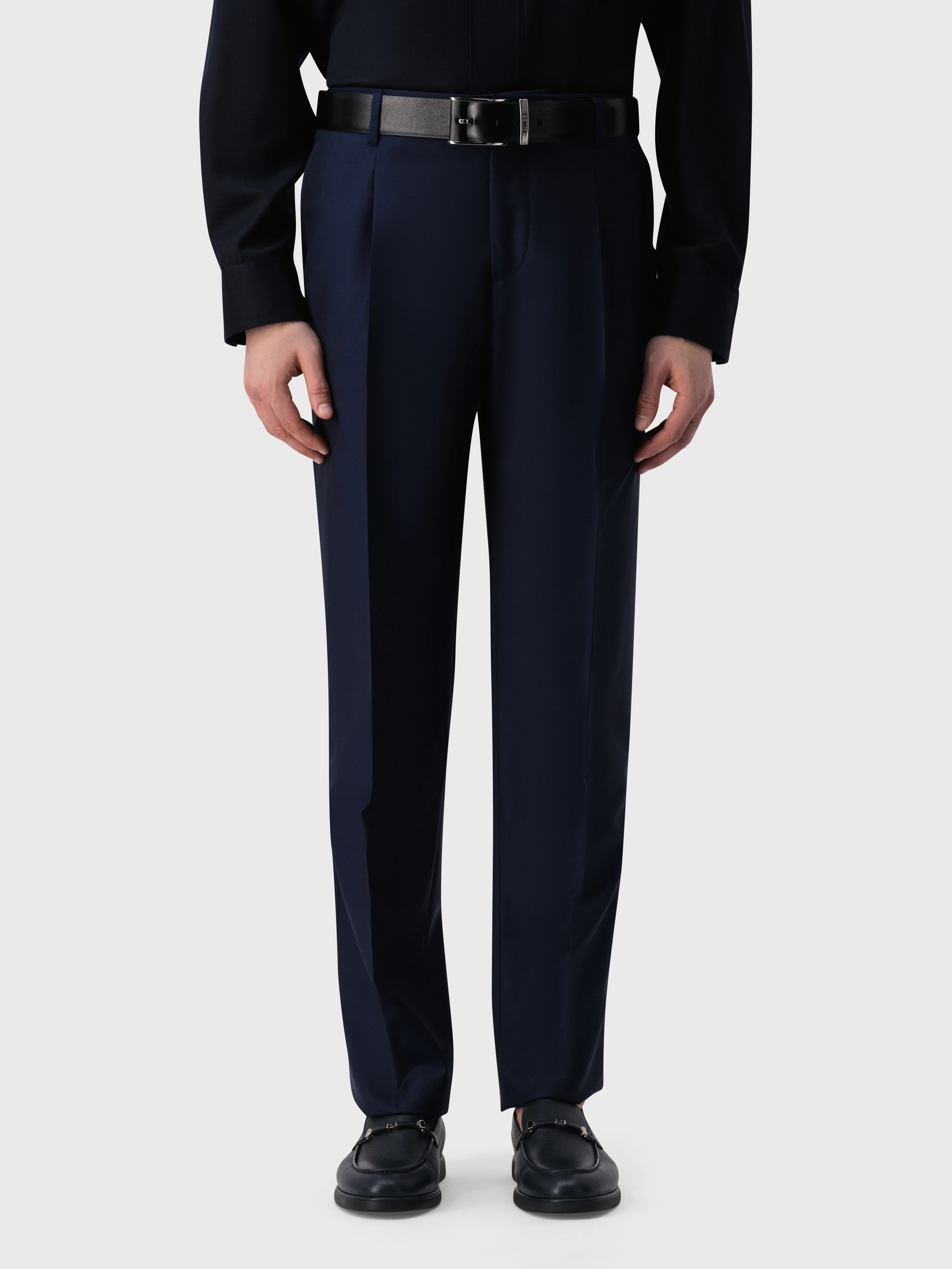 حزام بإبزيم بإبزيم كلاسيكي بلمسة نهائية من البلاديوم - أسود