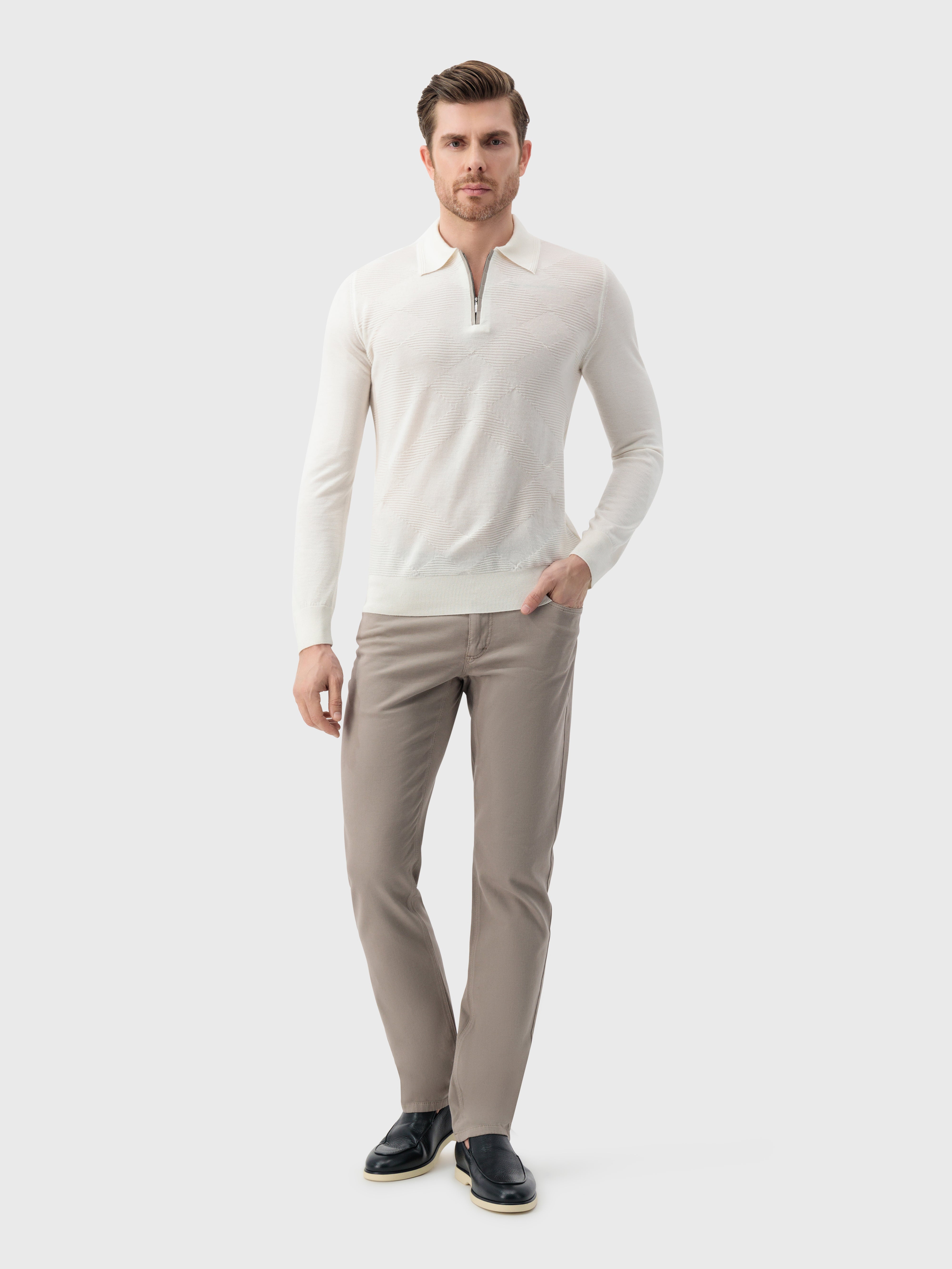 بولو من الكشمير والحرير أبيض