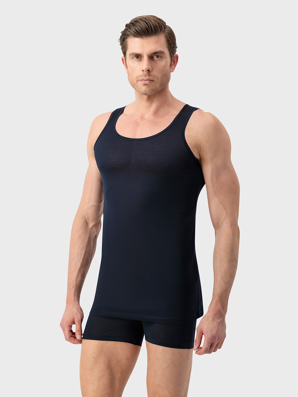 قميص بدون أكمام بدون أكمام