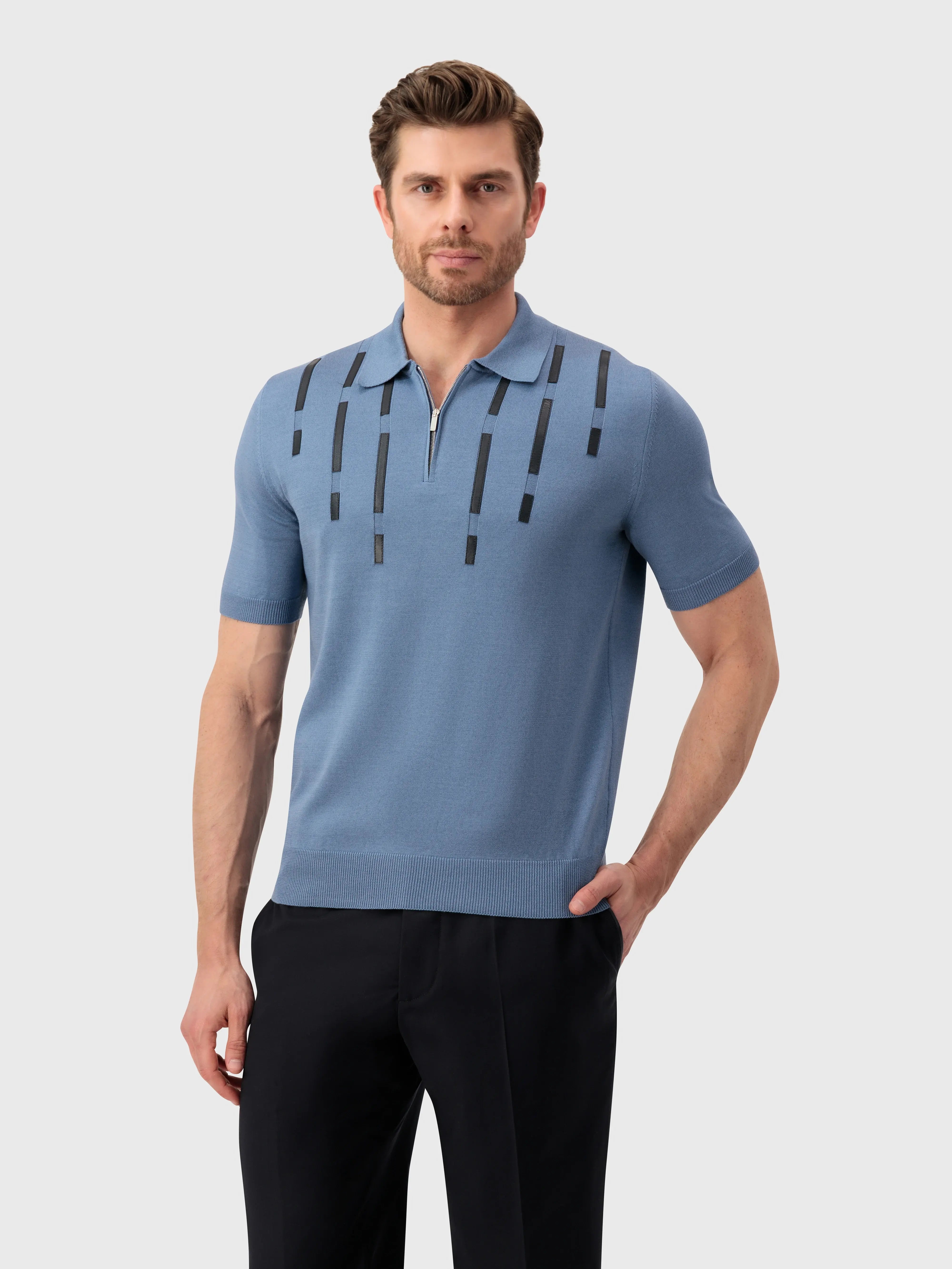 قميص بولو محبوك من الحرير بنقوش هندسية - أونيكس أزرق باهت