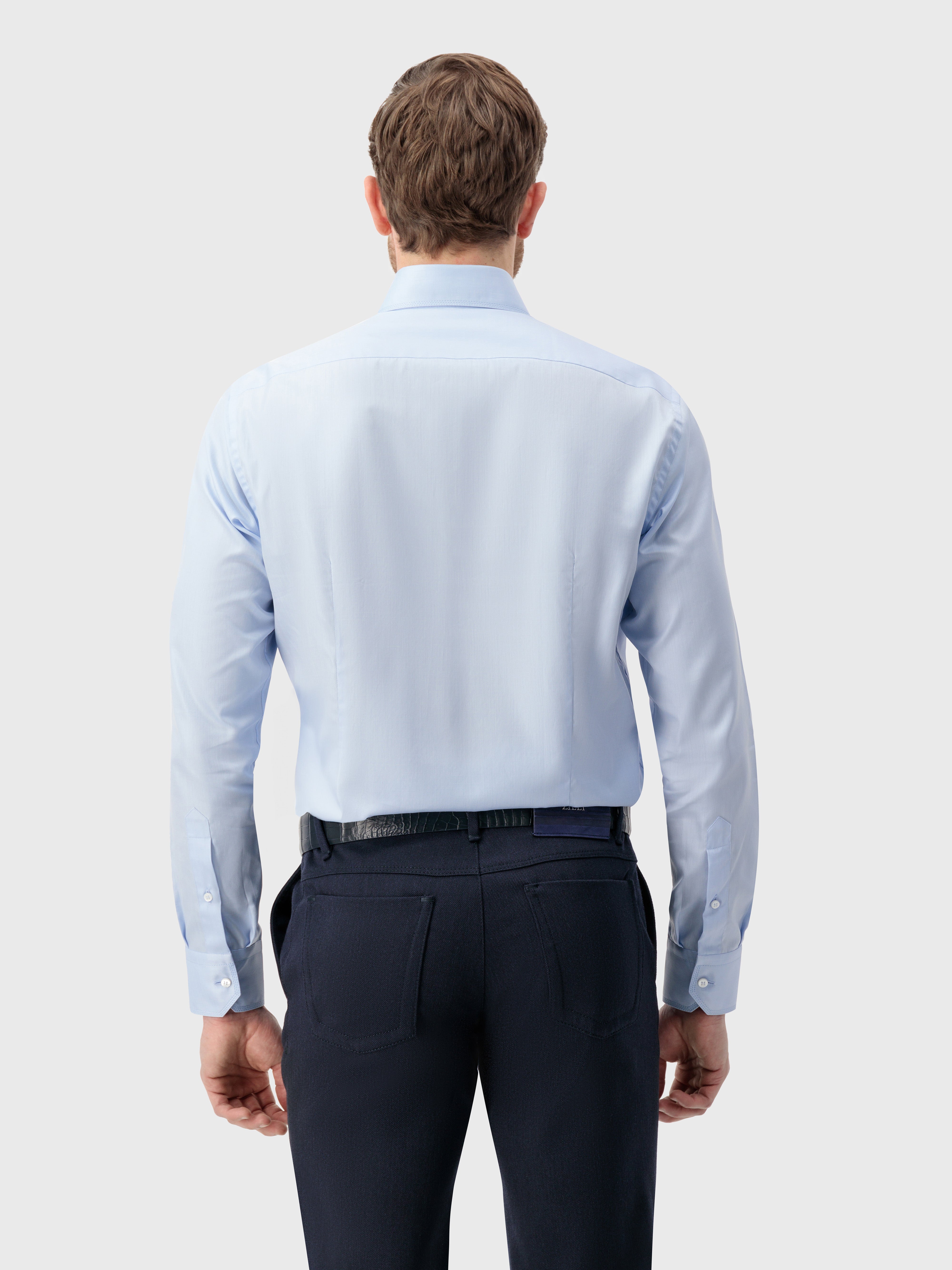 قميص قطن بخياطة ثلاثية السماء