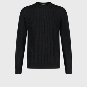 كنزة صوفية بنقشة كابل محبوكة أسود