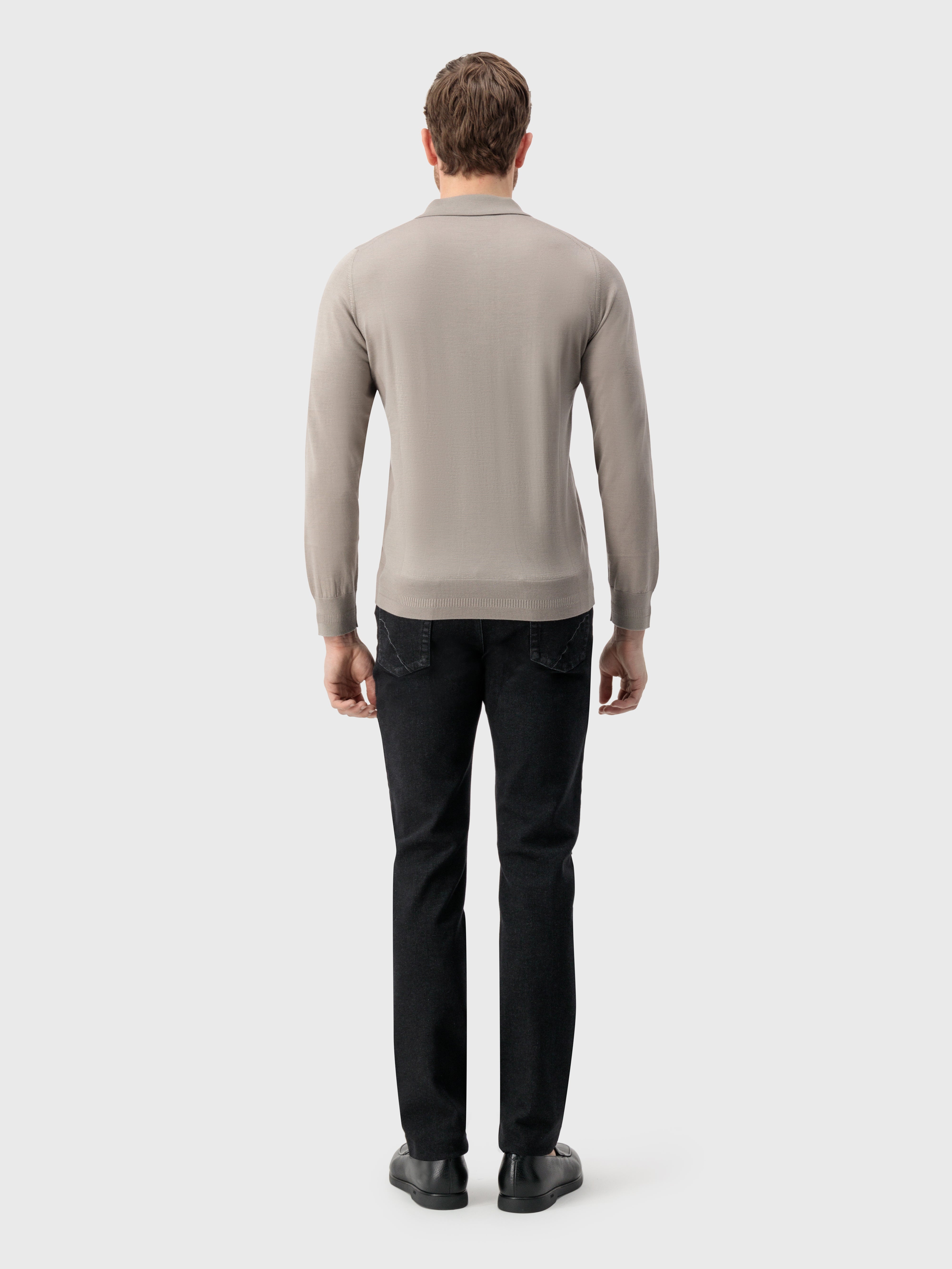 بولو بولو بسحاب أشقر أشقر اللون