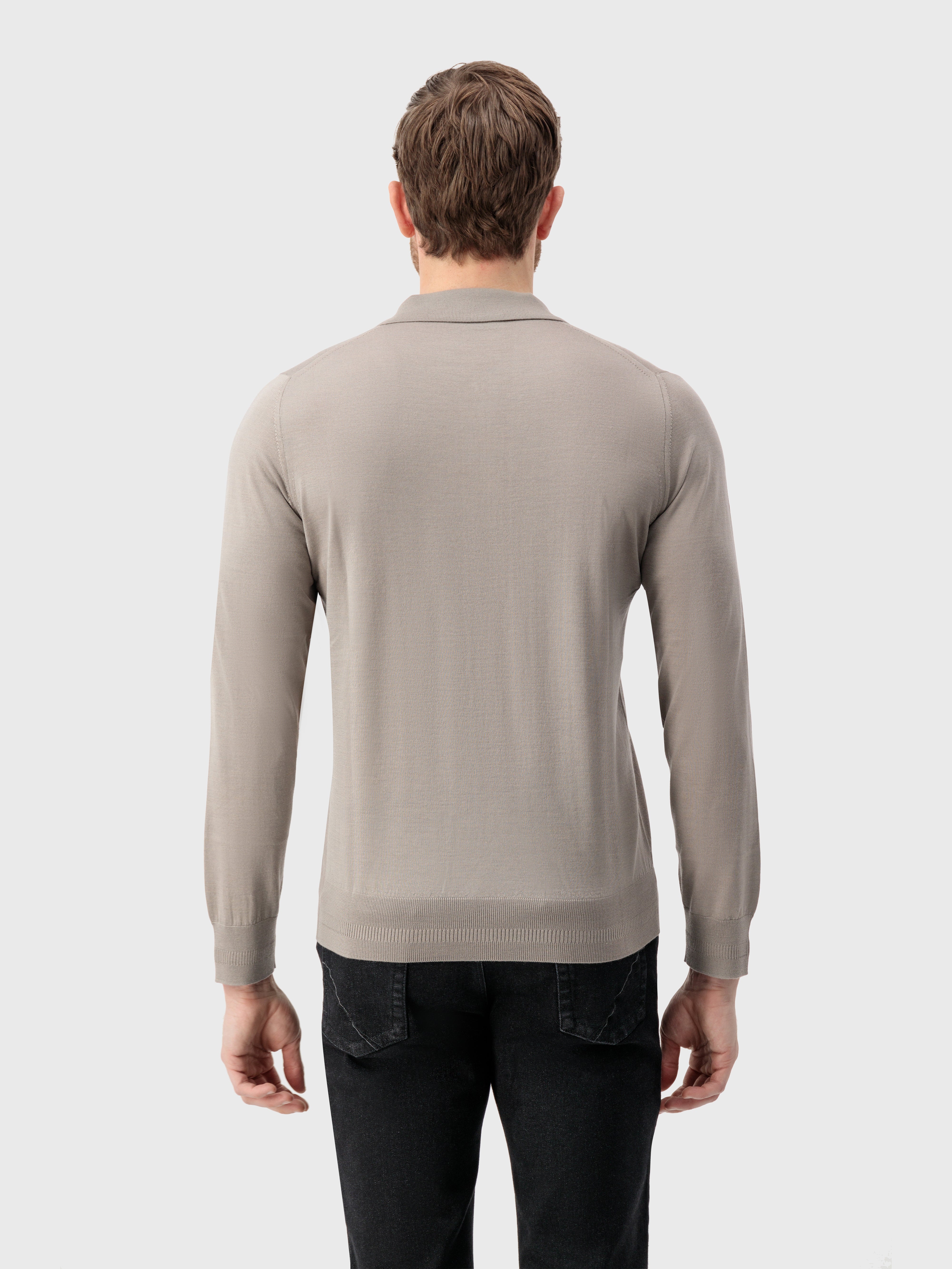 بولو بولو بسحاب أشقر أشقر اللون