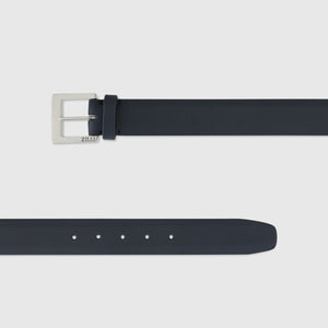 حزام من جلد العجل بإبزيم مربع منقوش أزرق كحلي