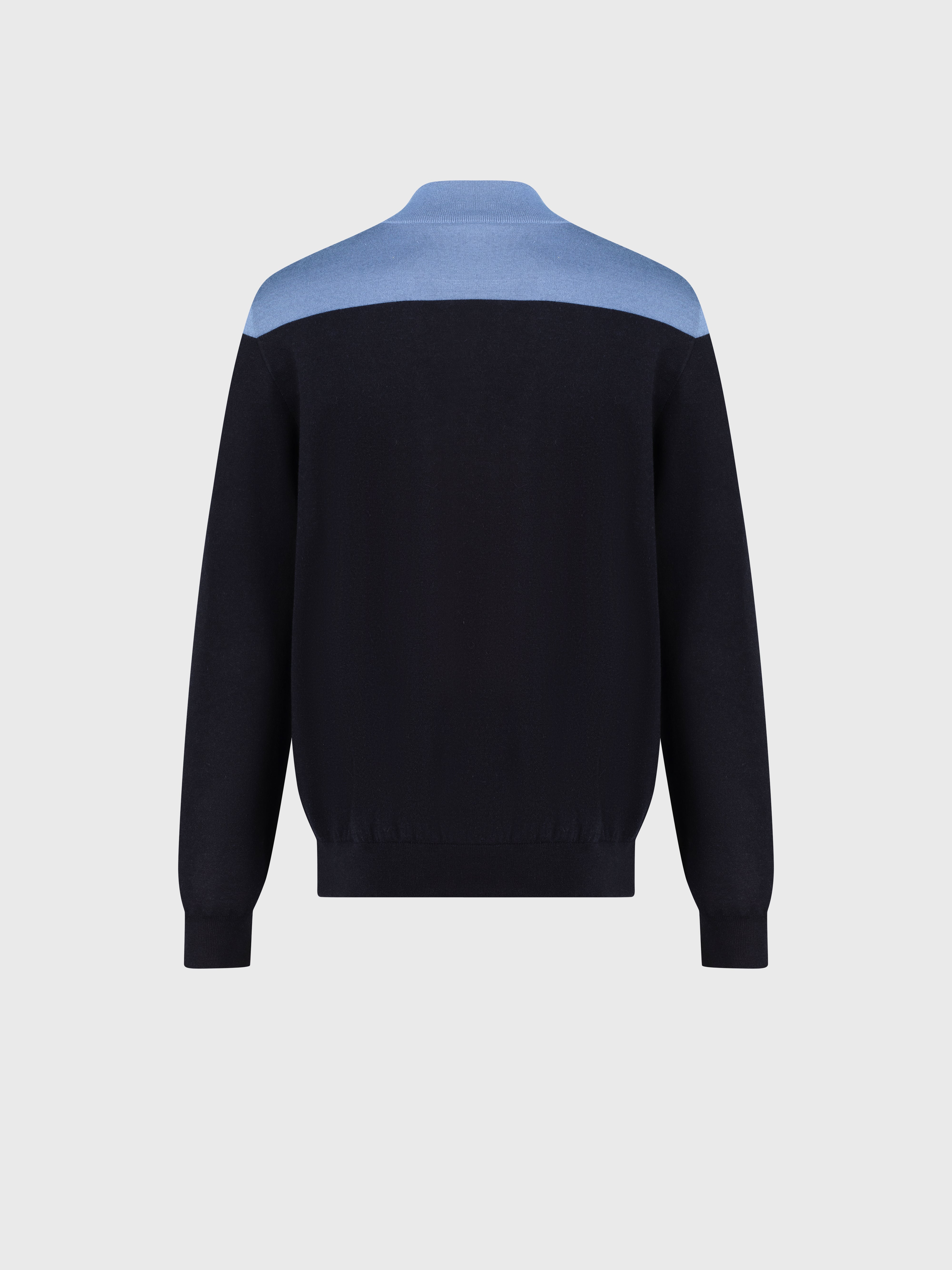 بدلة ركض من الكشمير والحرير الكحلي الداكن