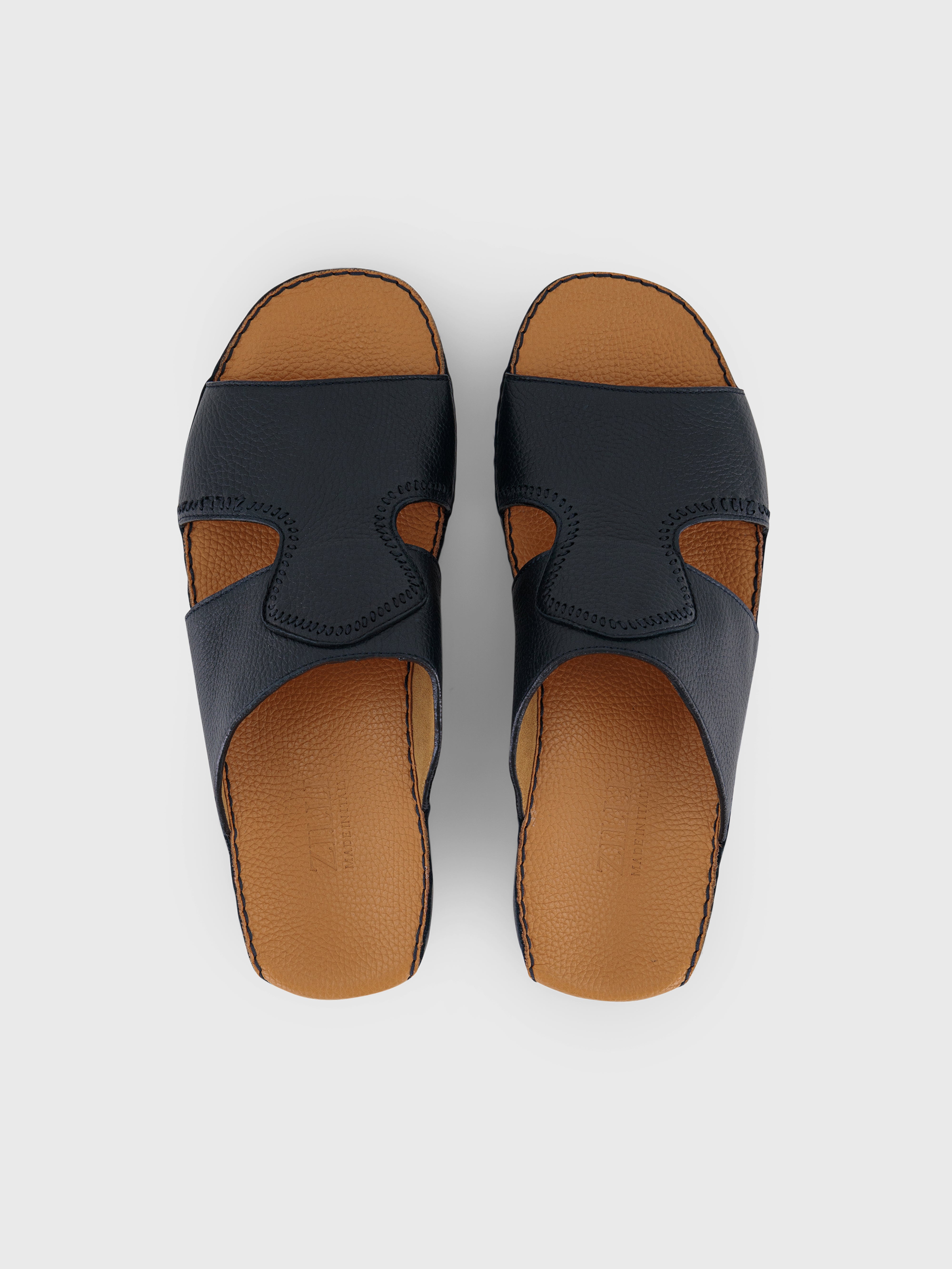 صندل من جلد الغزال - كحلي داكن