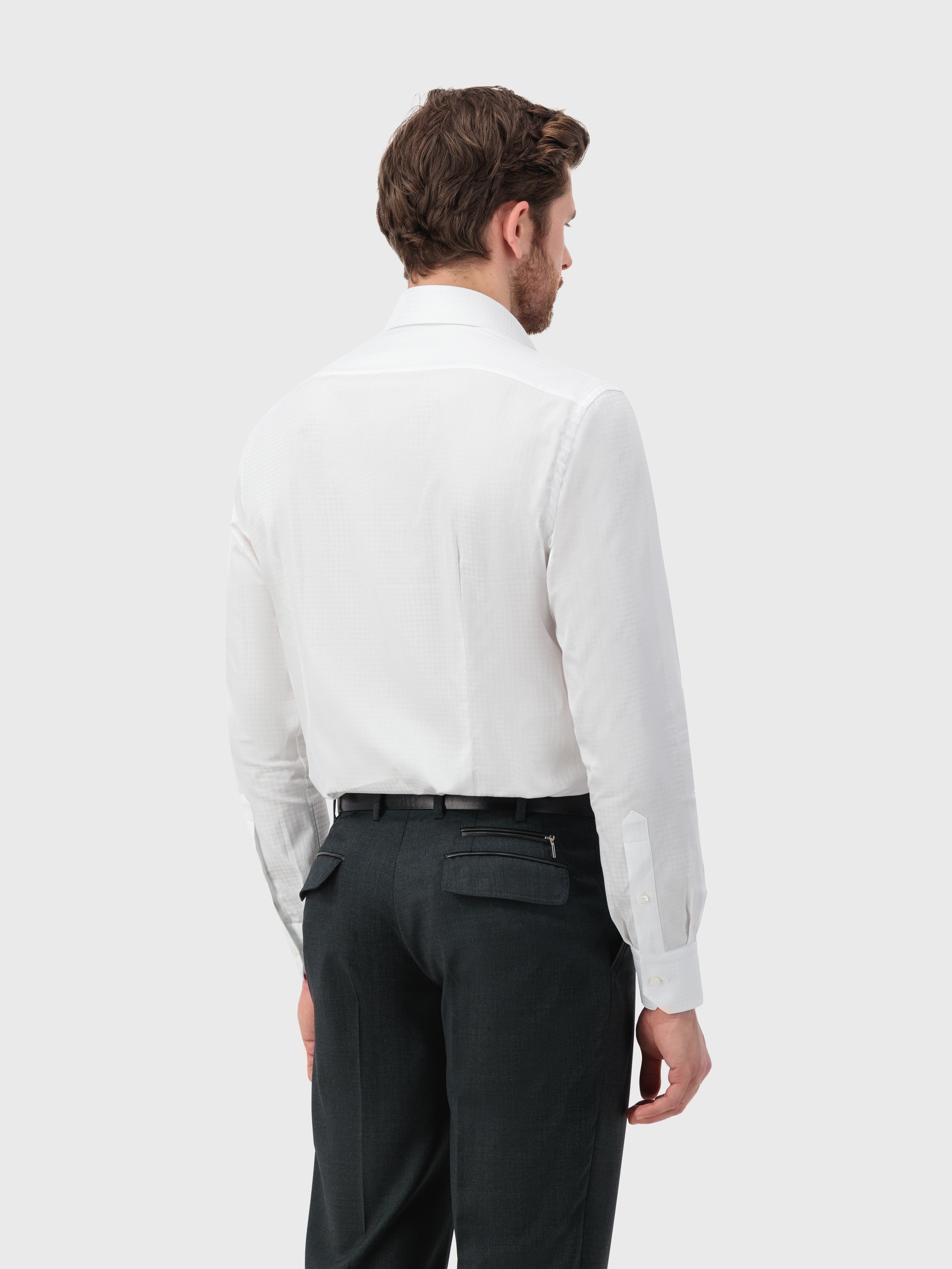 قميص بنقشة هاوندستوث أبيض