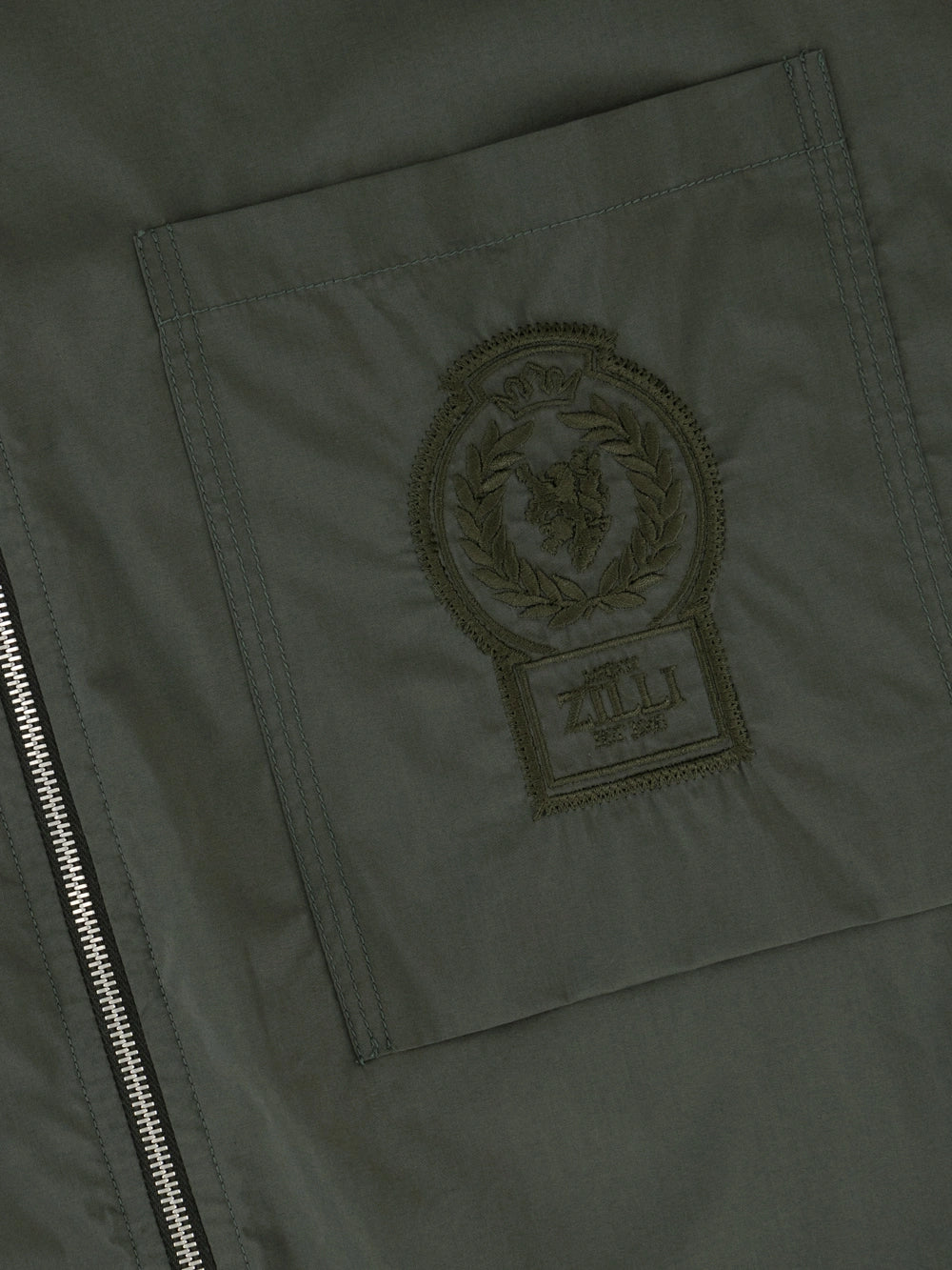 جاكيت بومبر بياقة واحدة مخيطة - عسكري غامق